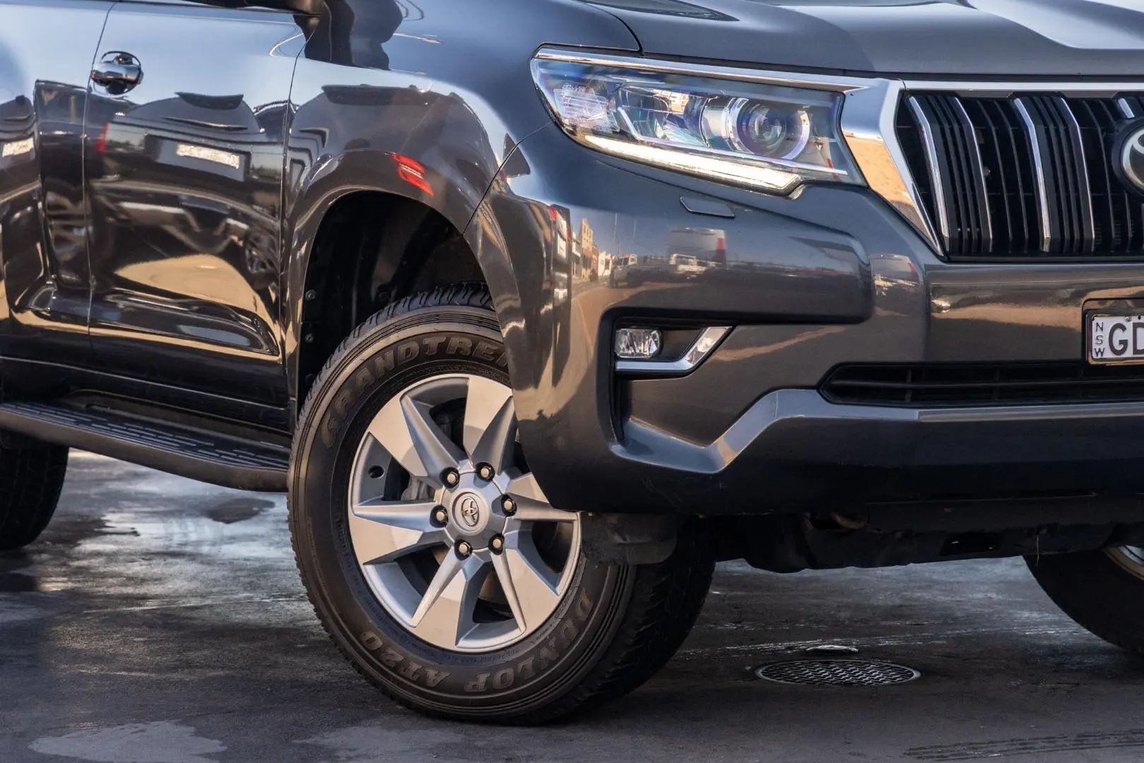 2020 Toyota Landcruiser Prado Gallery Image 6