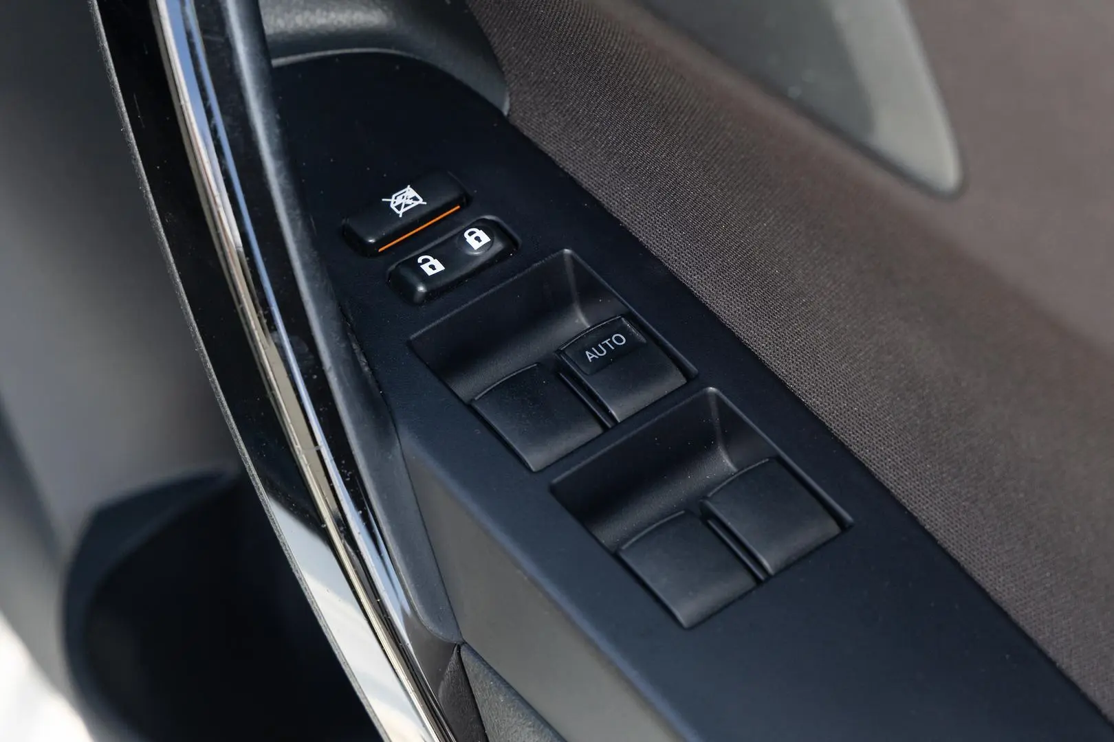 2017 Toyota Corolla Gallery Image 18