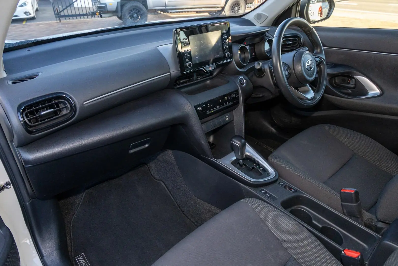 2021 Toyota Yaris Cross Gallery Image 8