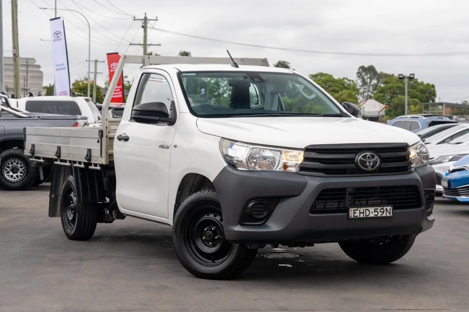 2020 Toyota Hilux Gallery Image 1