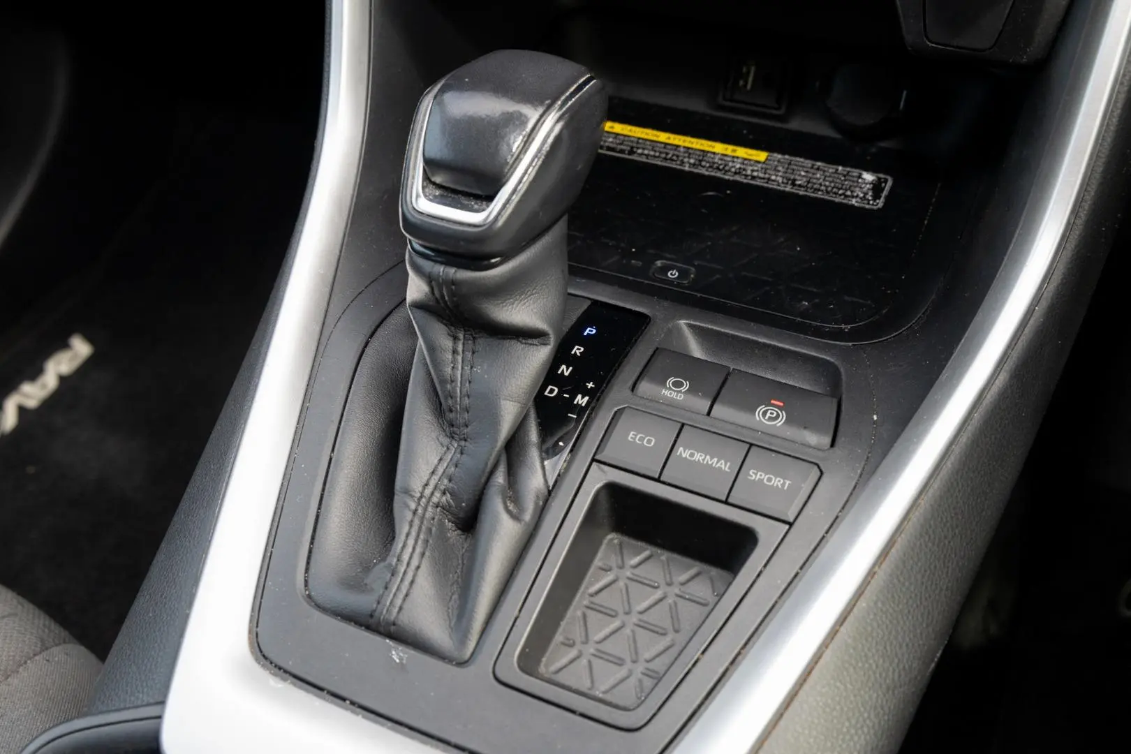 2019 Toyota RAV4 Gallery Image 17