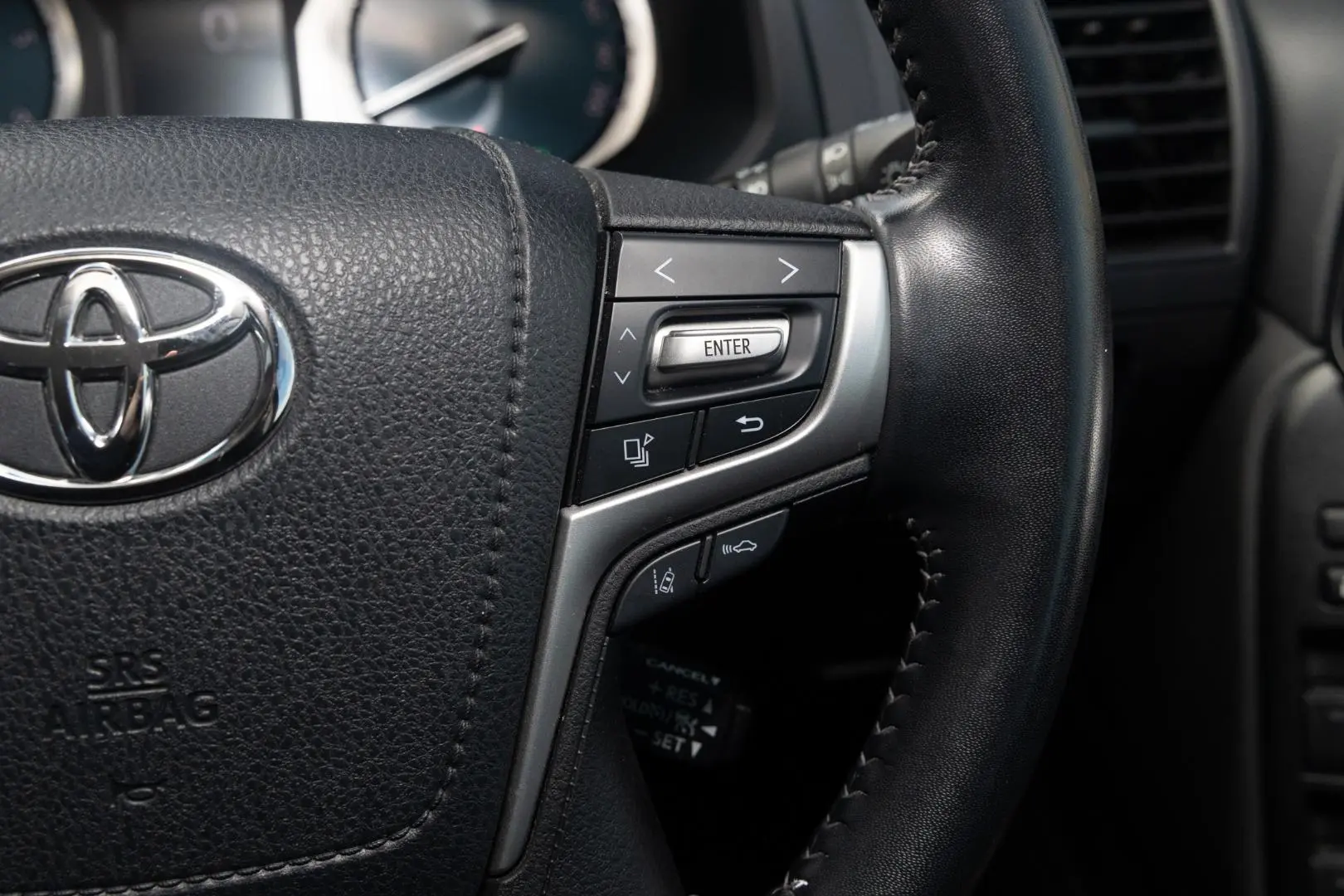 2021 Toyota Landcruiser Prado Gallery Image 12