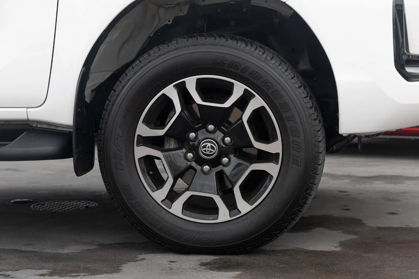 2022 Toyota Hilux Gallery Image 22