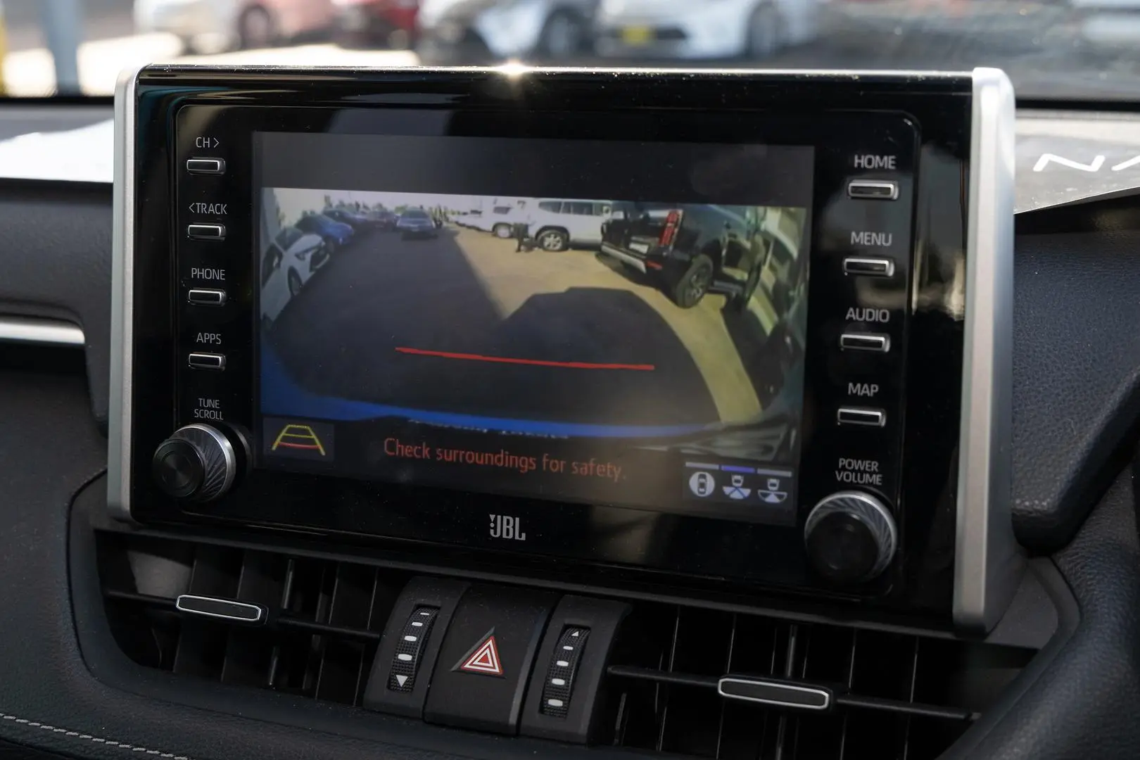 2019 Toyota RAV4 Gallery Image 15