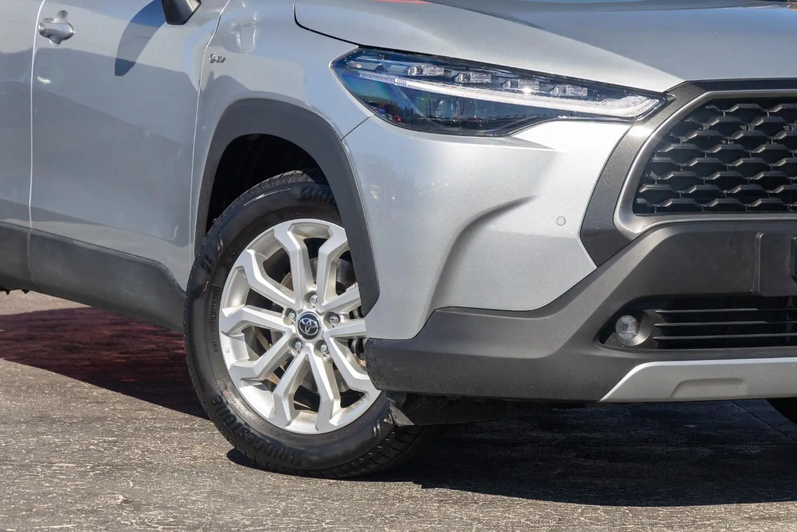 2024 Toyota Corolla Cross Gallery Image 6