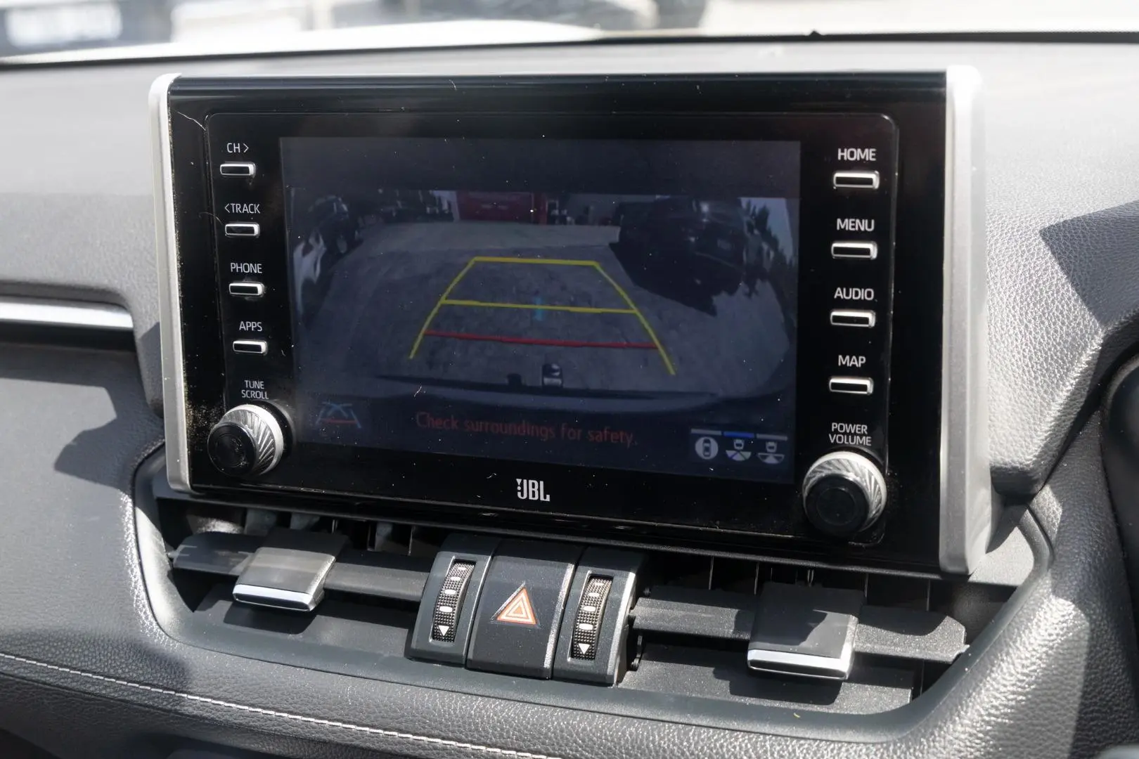 2022 Toyota RAV4 Gallery Image 15