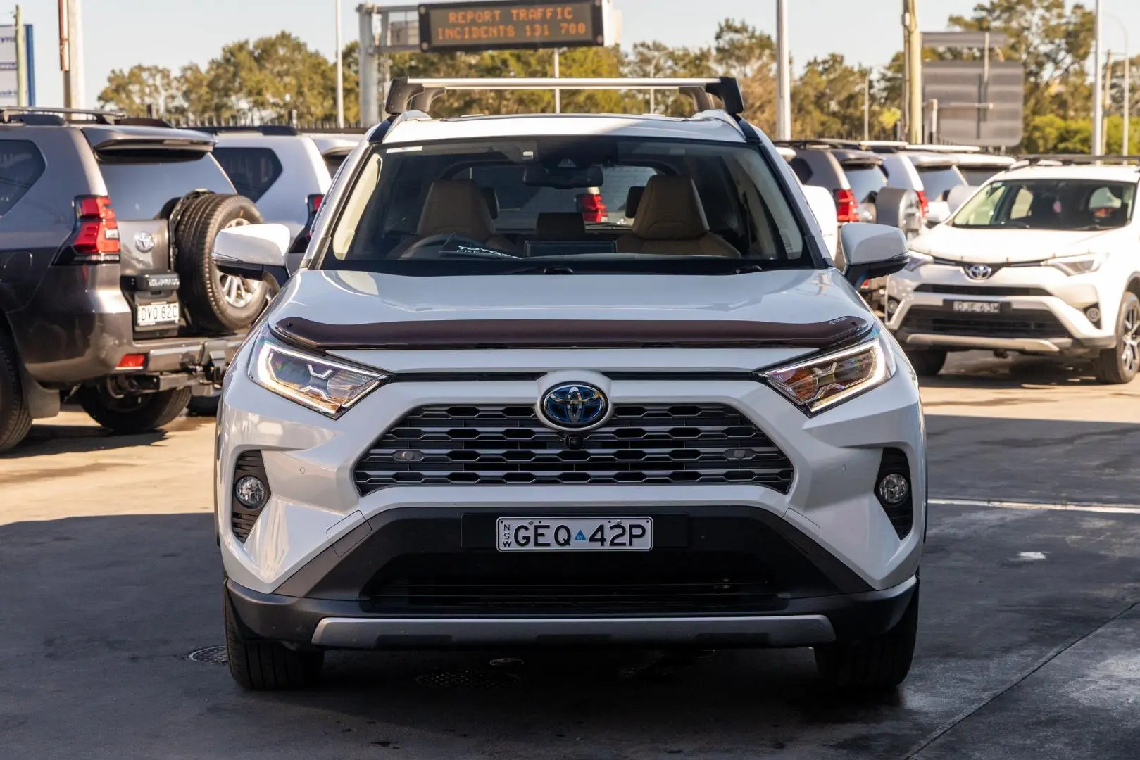2021 Toyota RAV4 Gallery Image 4