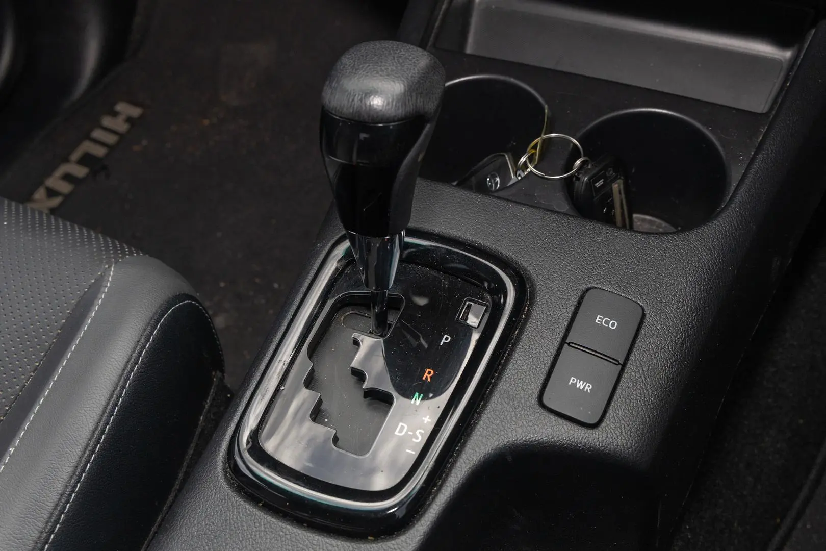 2021 Toyota Hilux Gallery Image 17