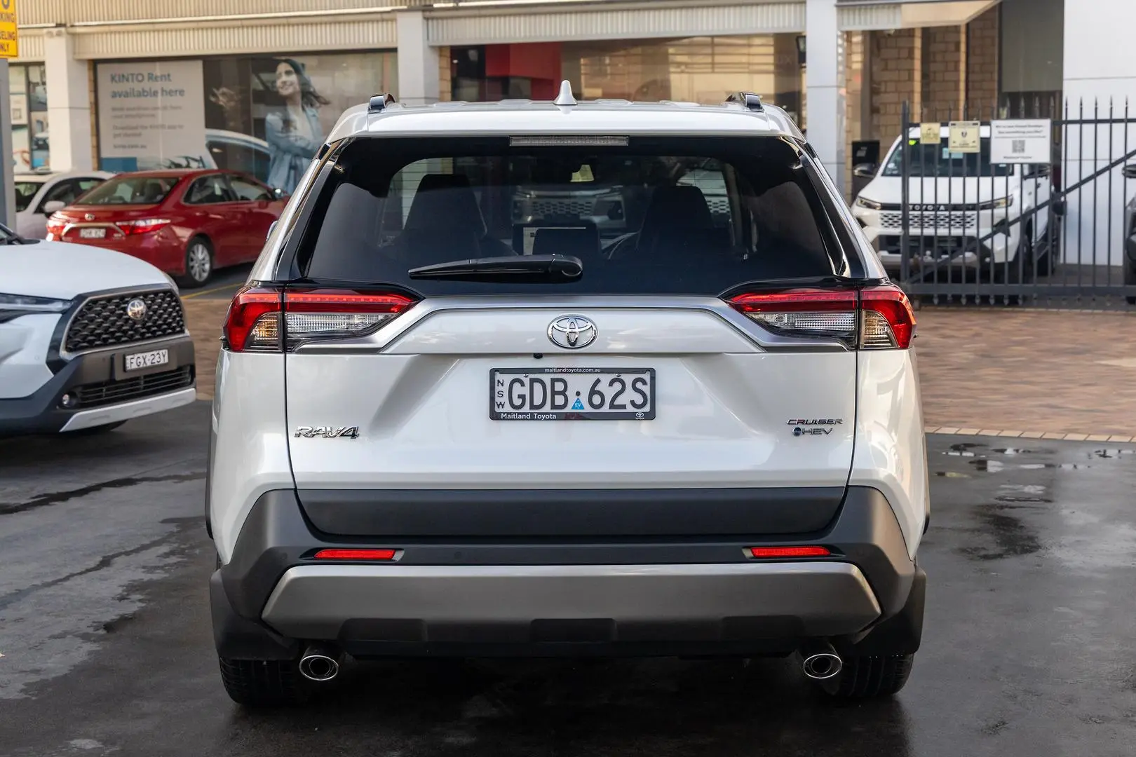 2025 Toyota RAV4 Gallery Image 5