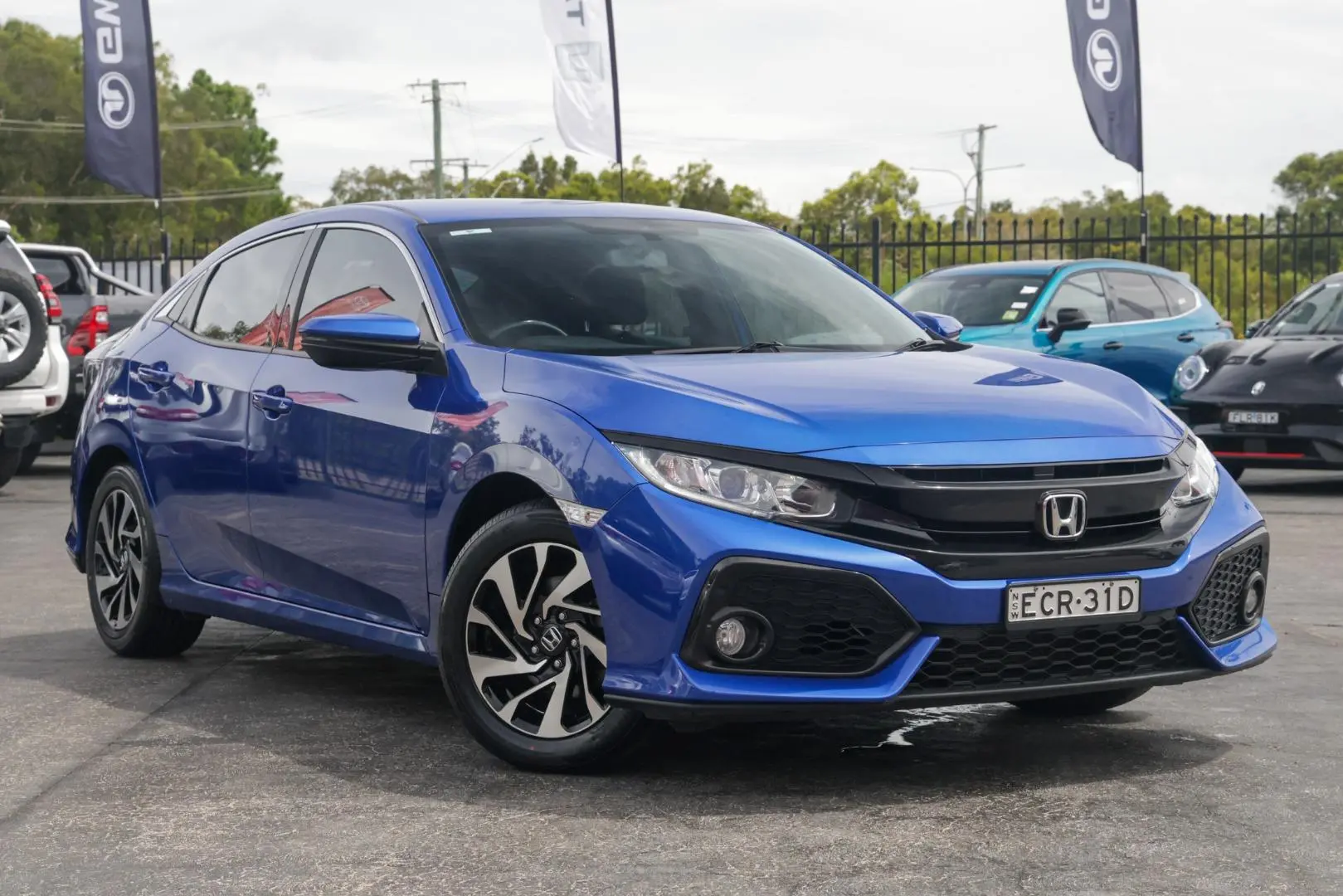 2019 Honda Civic Gallery Image 1