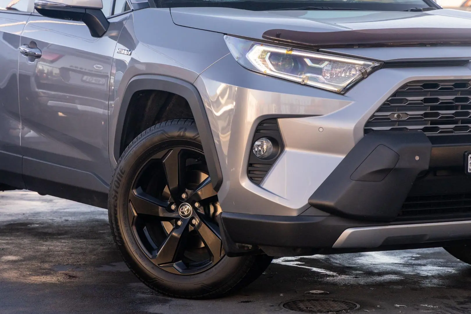 2021 Toyota RAV4 Gallery Image 6