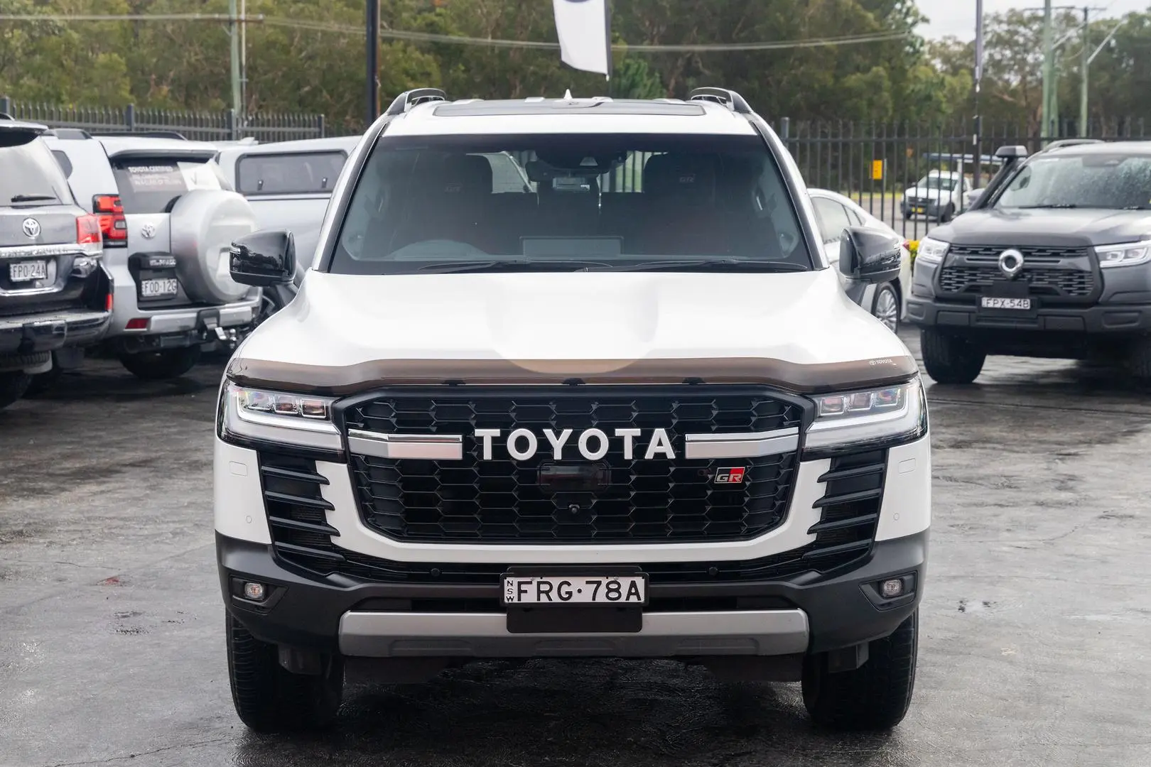 2022 Toyota Landcruiser Gallery Image 4