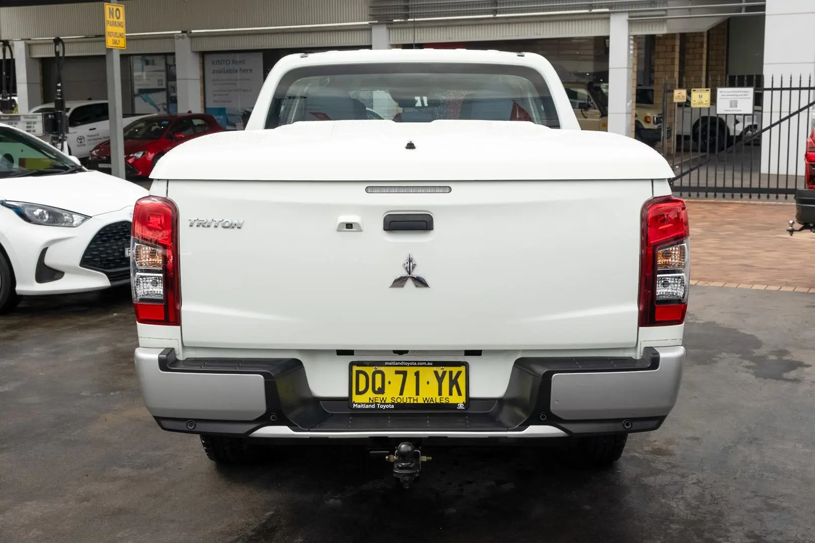 2021 Mitsubishi Triton Gallery Image 5