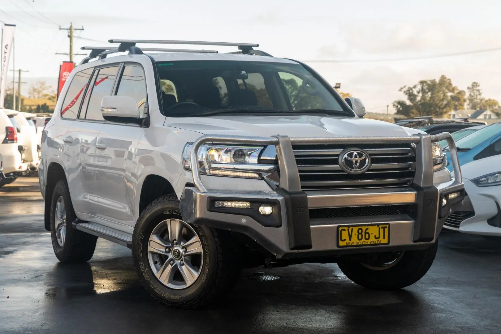 2019 Toyota Landcruiser Gallery Image 1