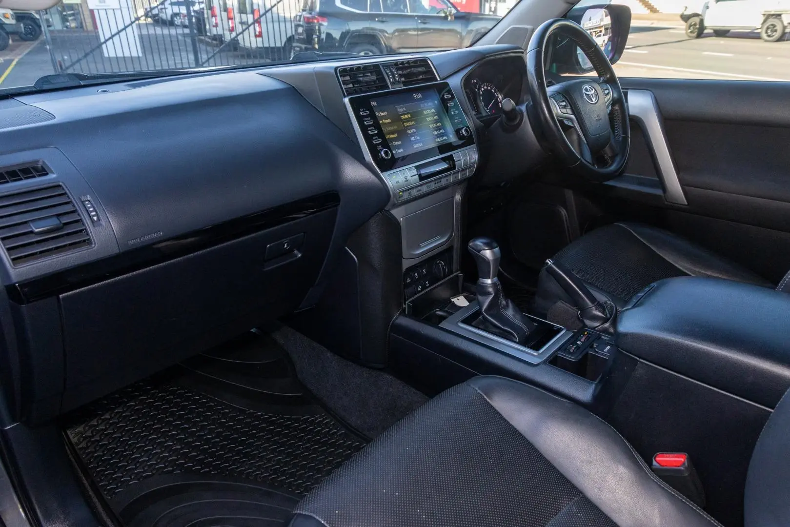 2020 Toyota Landcruiser Prado Gallery Image 8