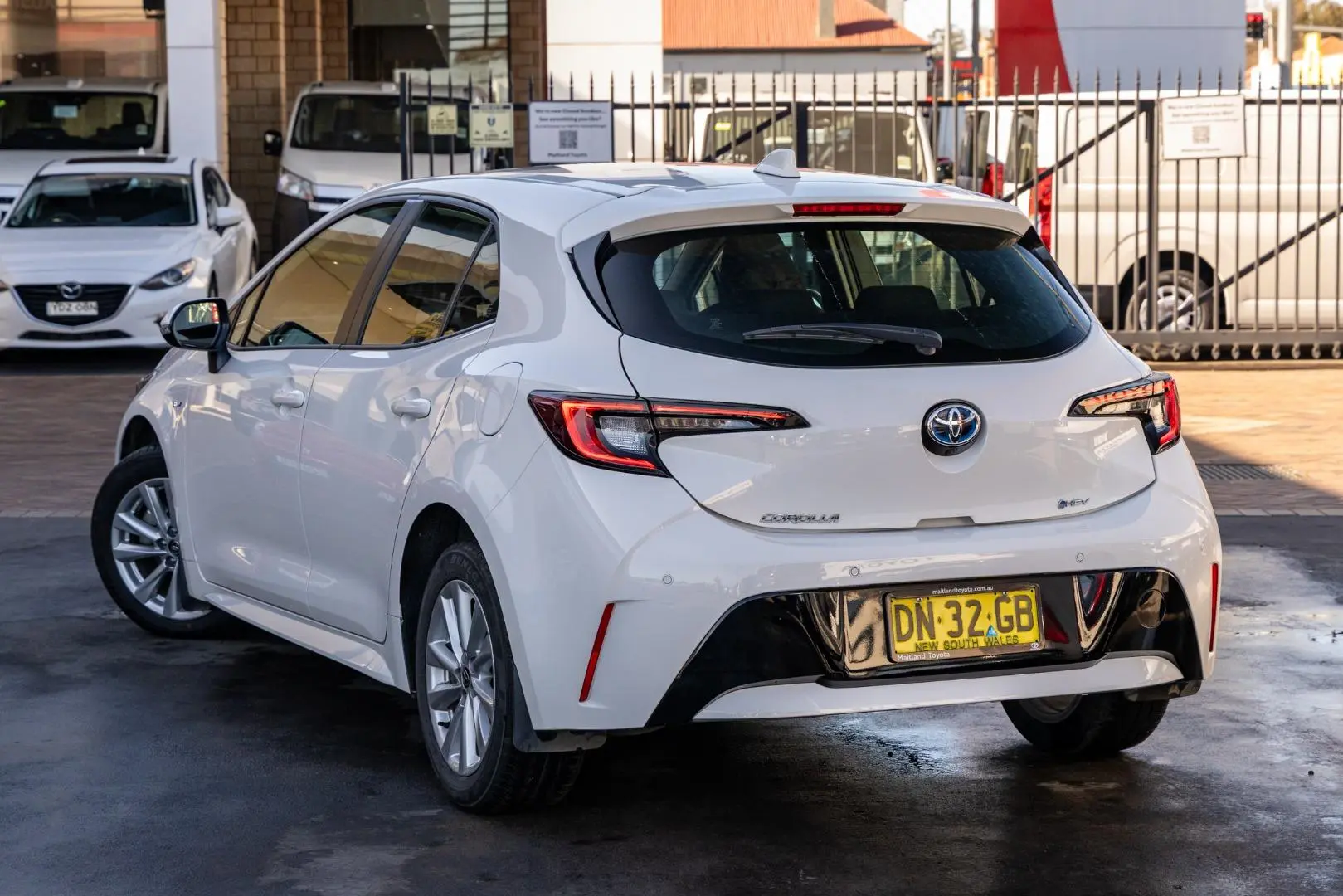 2025 Toyota Corolla Gallery Image 2