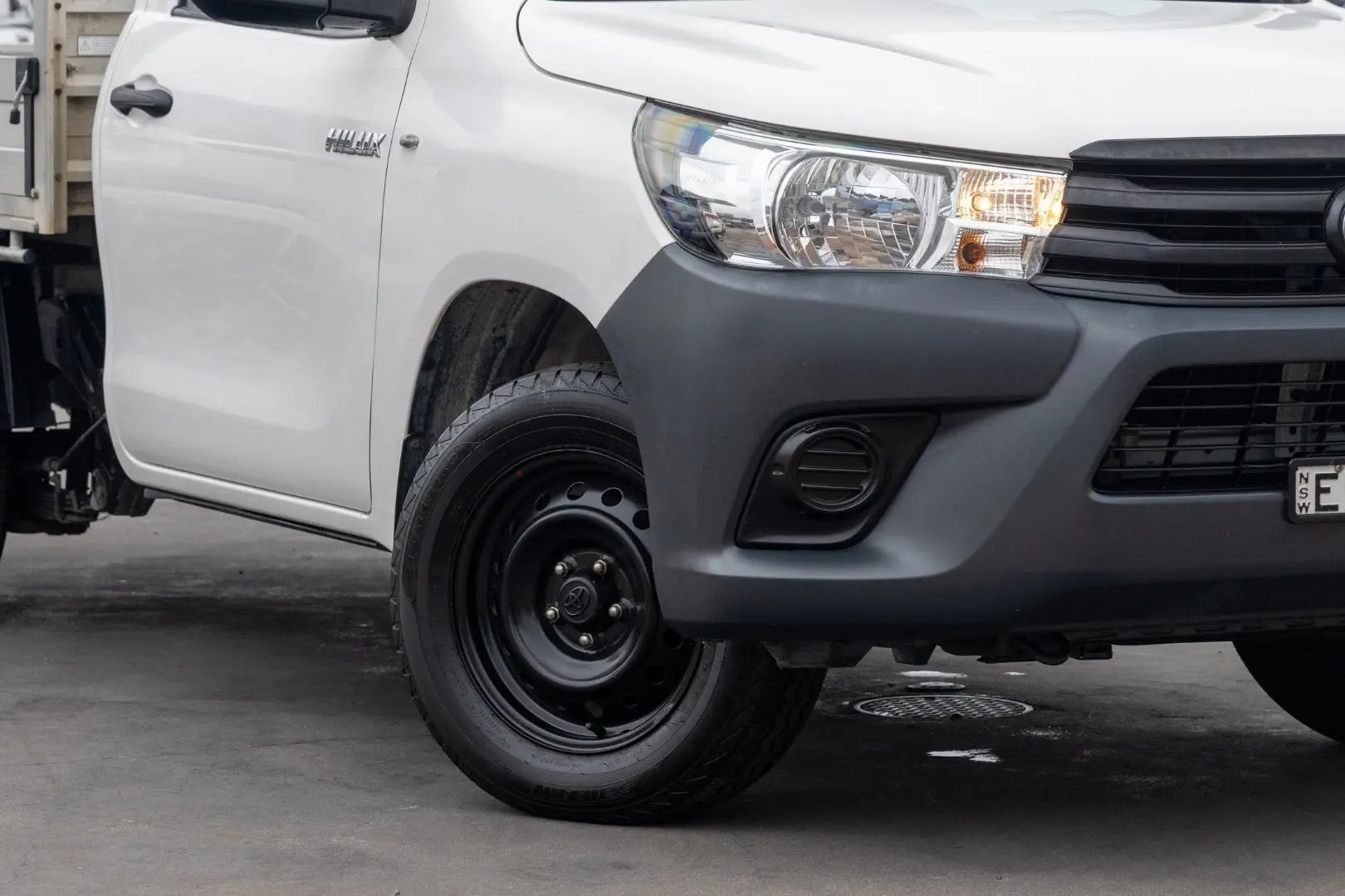 2020 Toyota Hilux Gallery Image 6