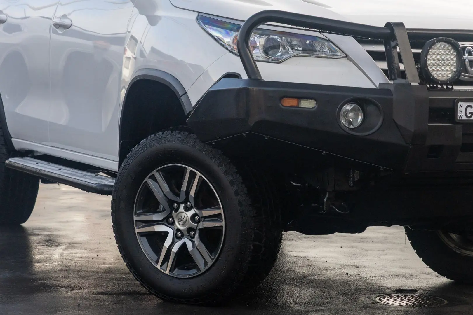 2019 Toyota Fortuner Gallery Image 6