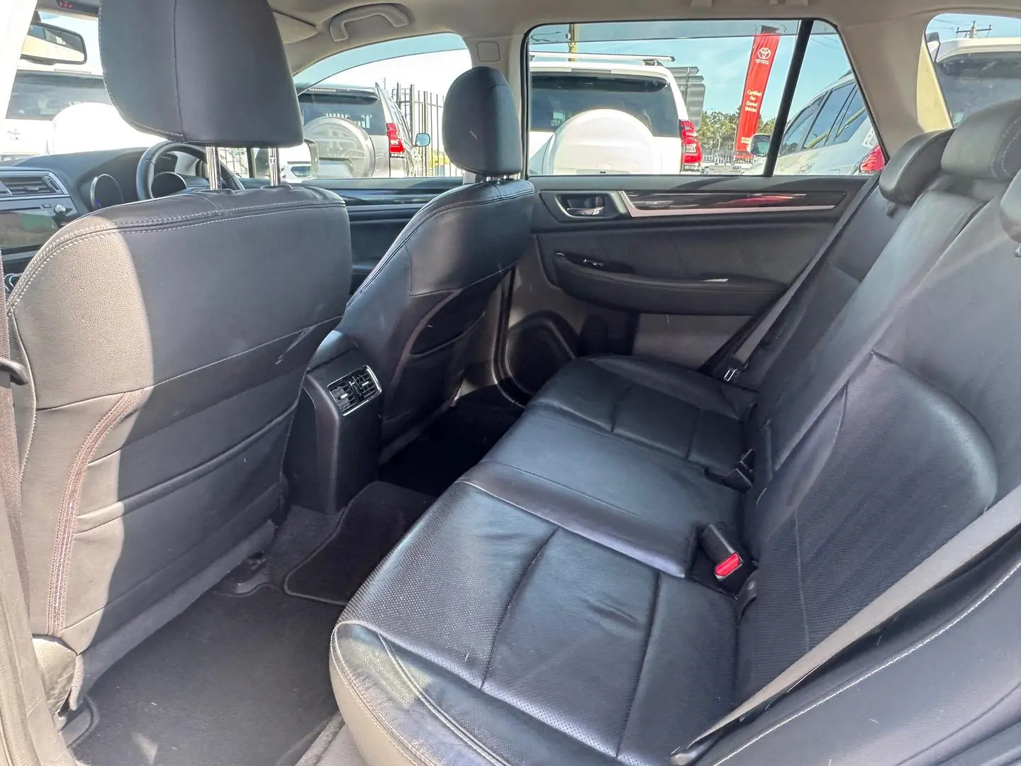 2017 Subaru Outback Gallery Image 21