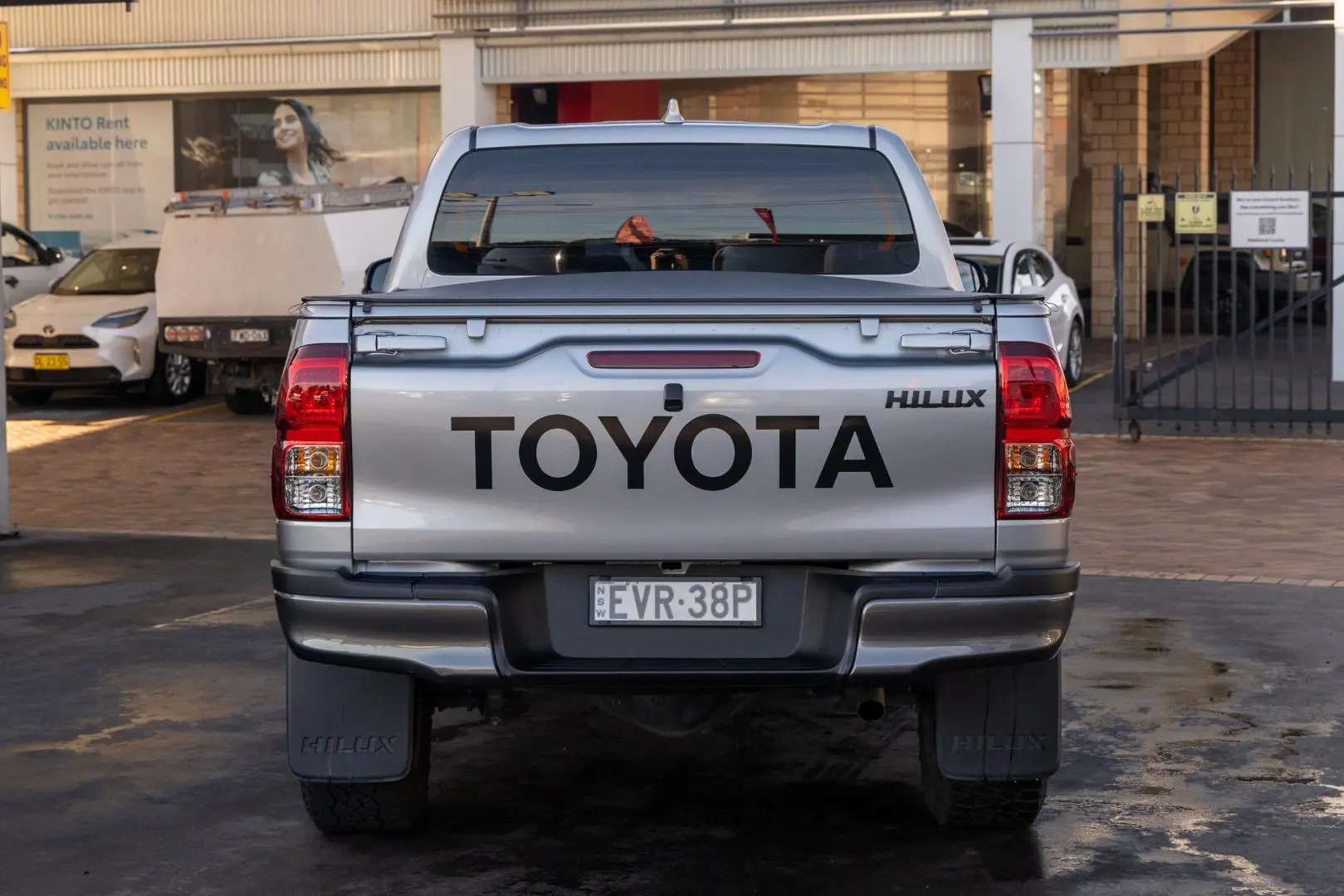 2022 Toyota Hilux Gallery Image 5