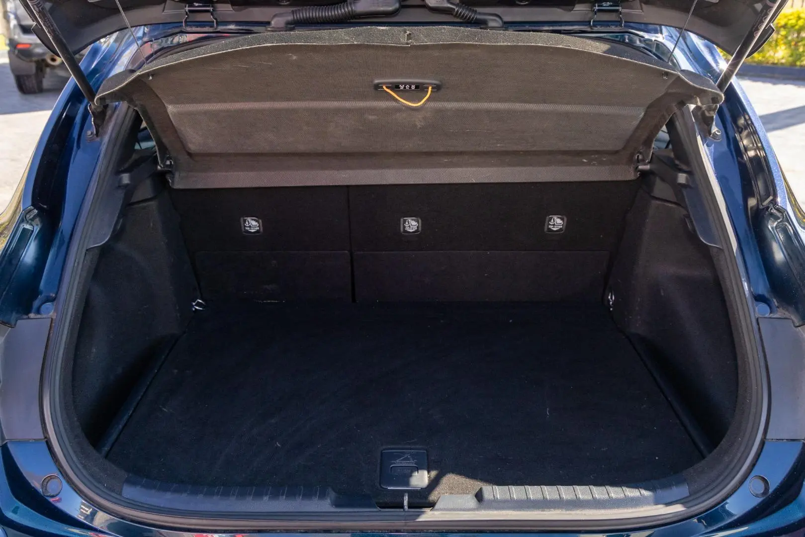 2019 Toyota Corolla Gallery Image 19