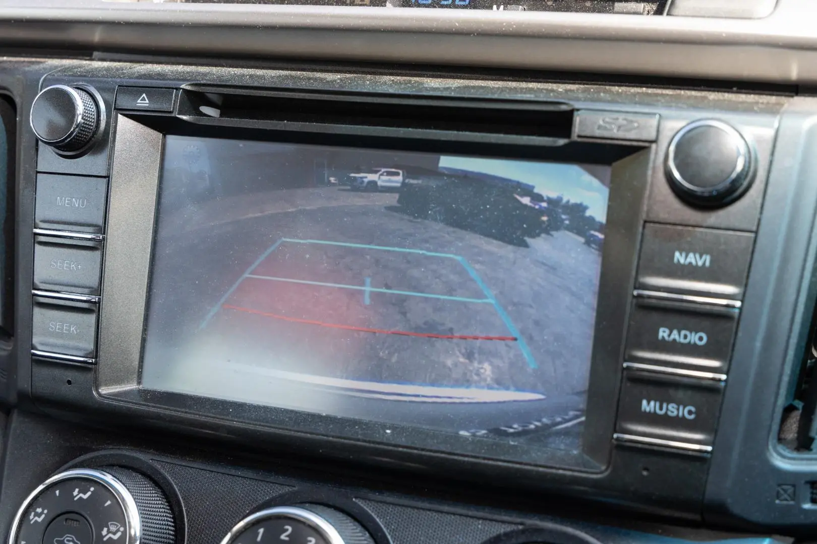 2016 Toyota RAV4 Gallery Image 15