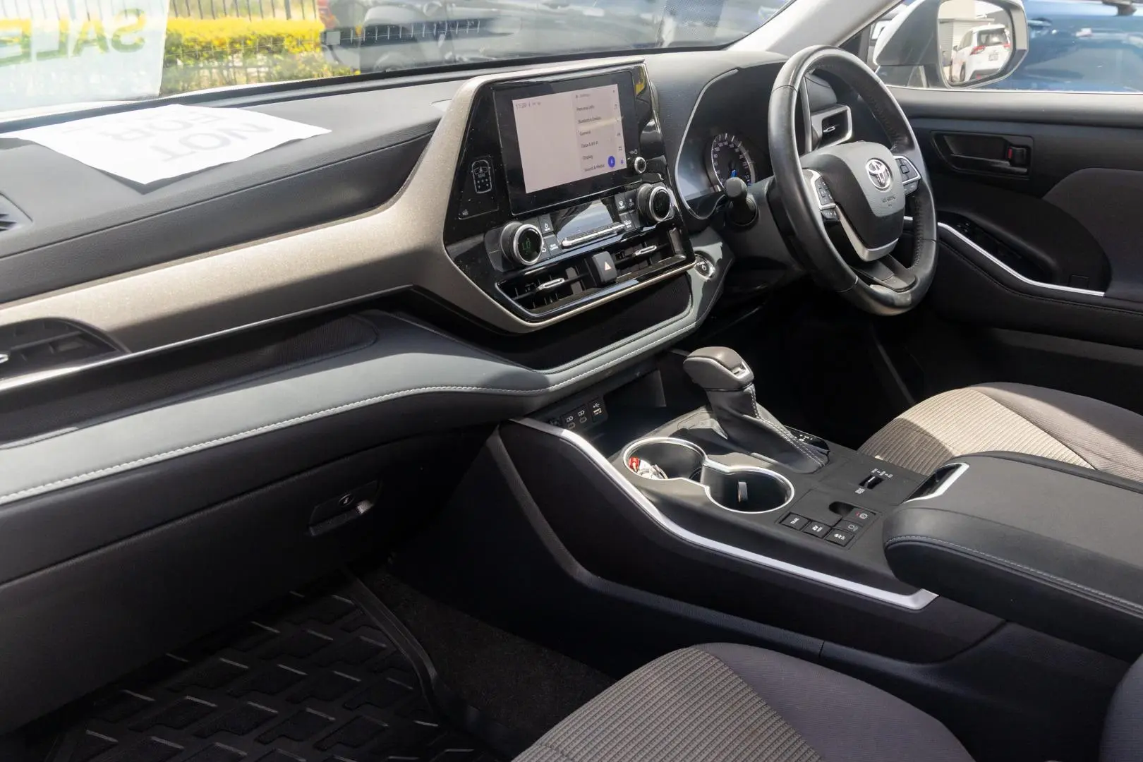 2023 Toyota Kluger Gallery Image 8