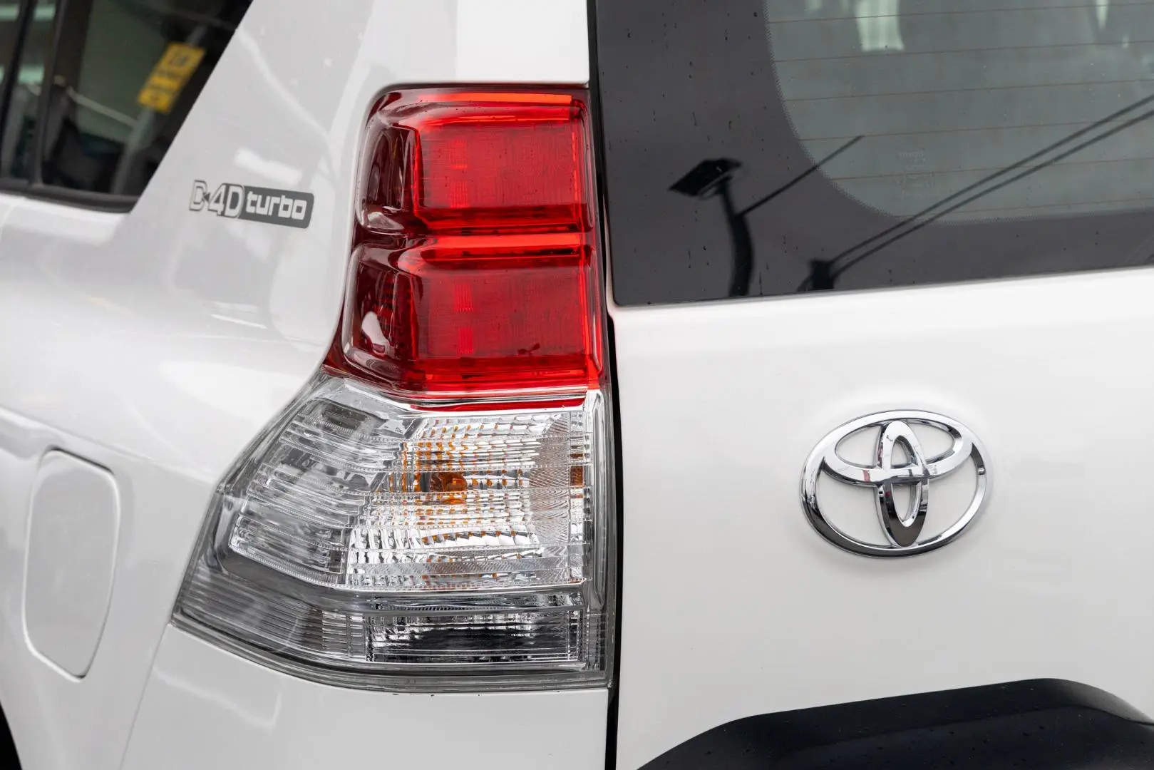 2011 Toyota Landcruiser Prado Gallery Image 20