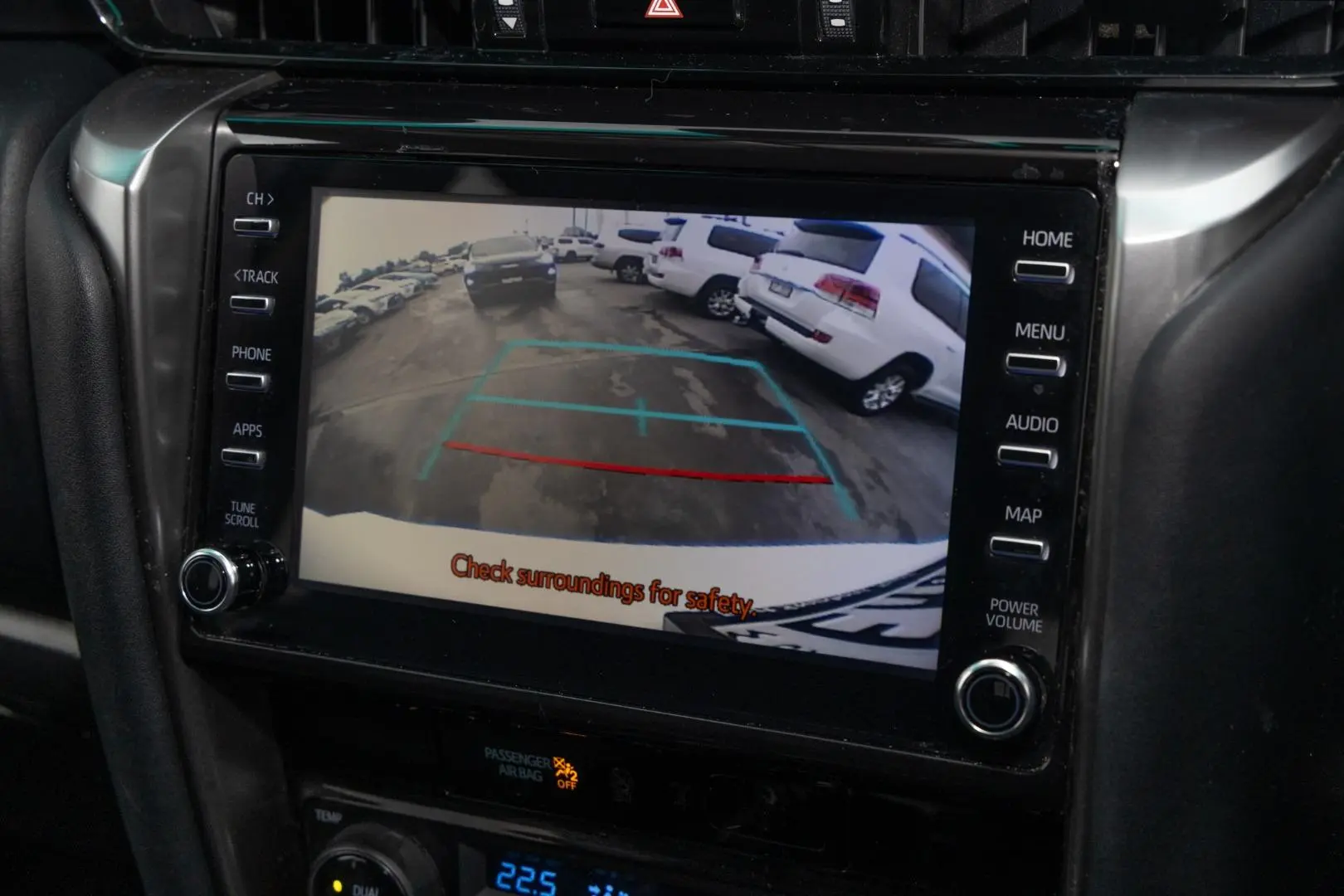 2022 Toyota Fortuner Gallery Image 15