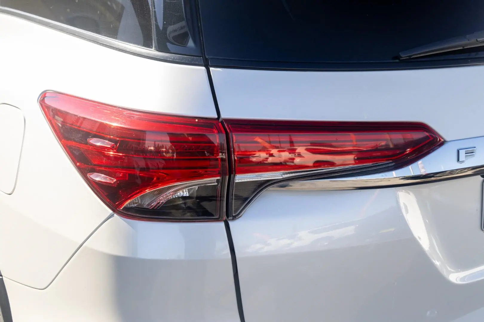 2019 Toyota Fortuner Gallery Image 21