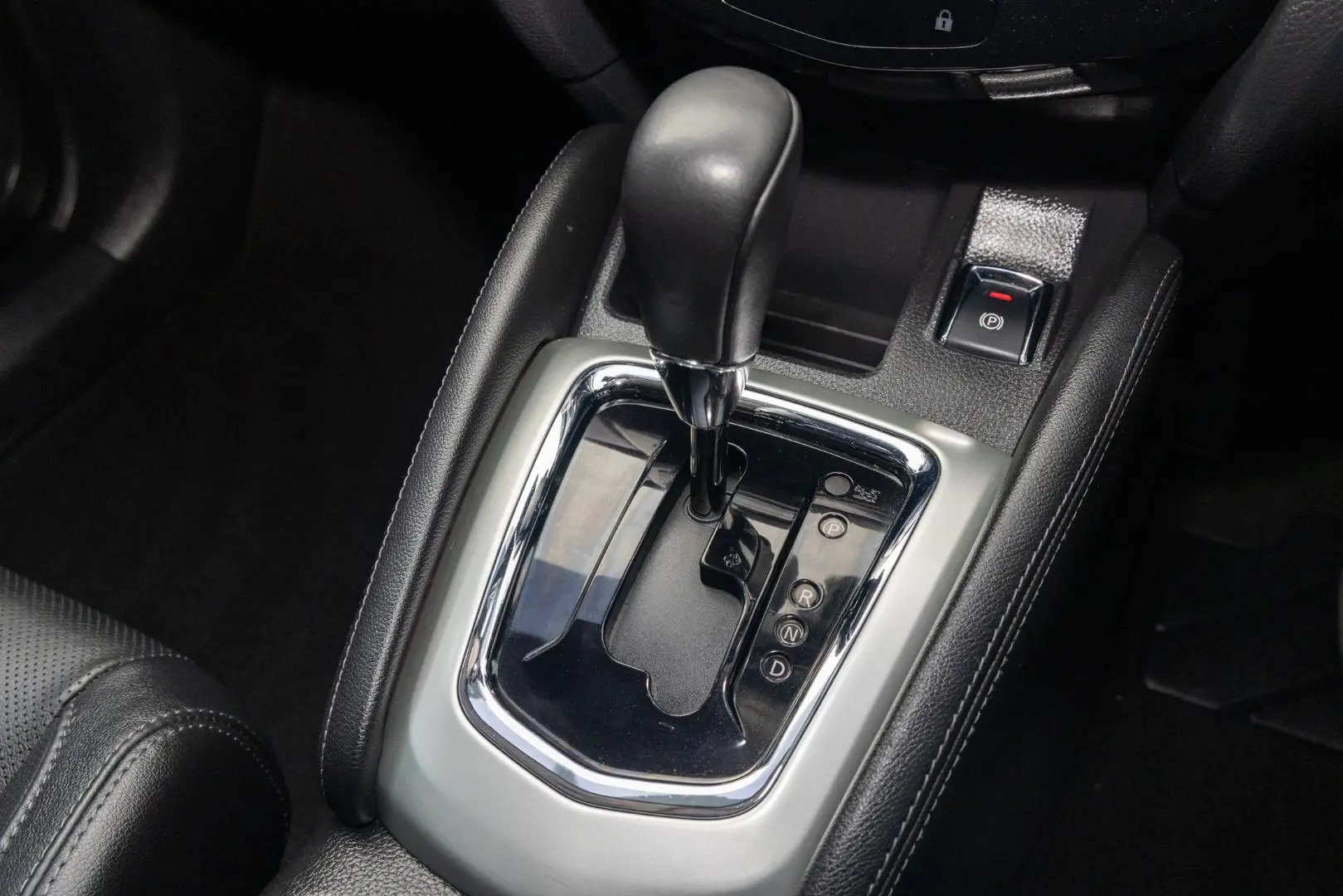 2016 Nissan QASHQAI Gallery Image 17