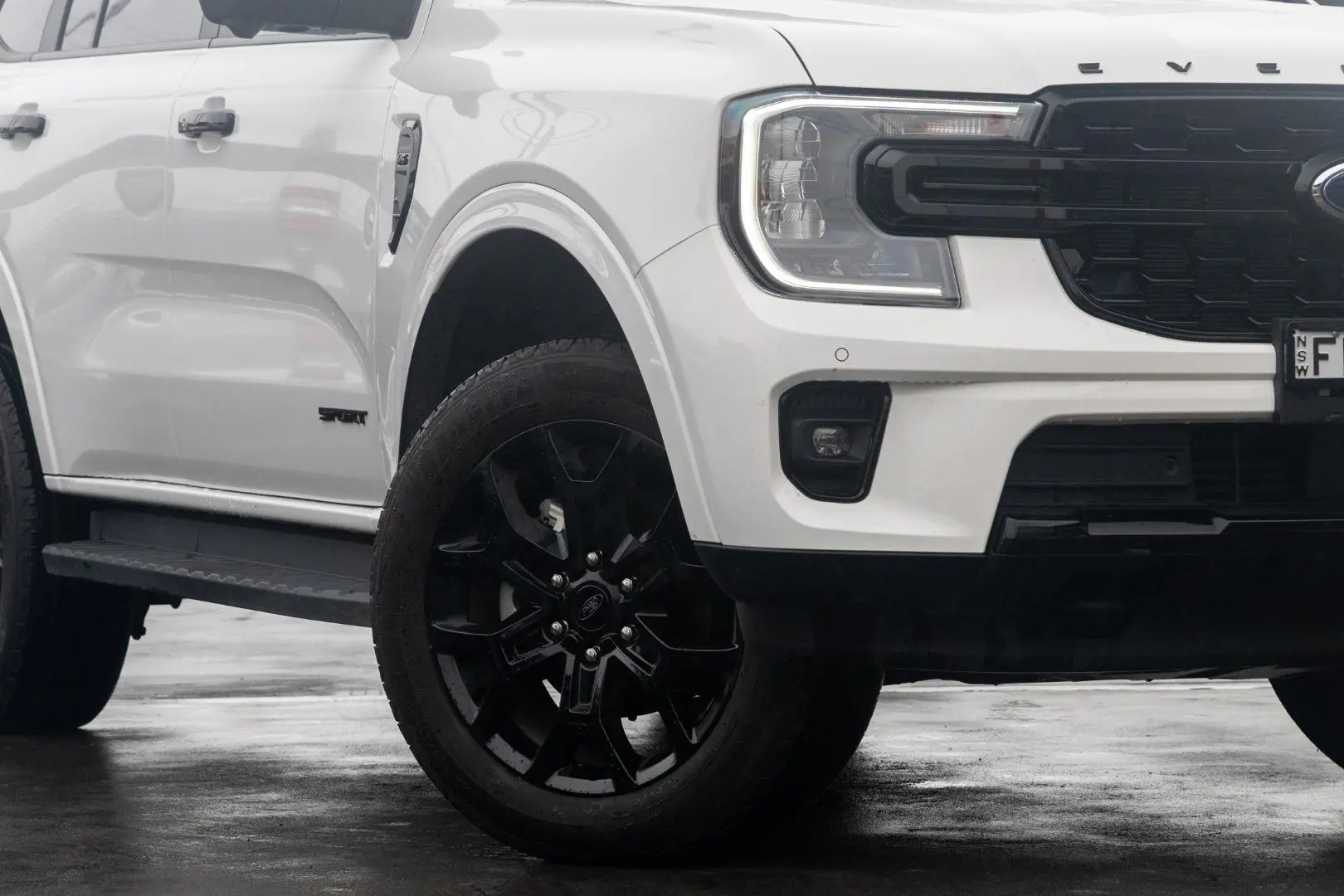 2024 Ford Everest Gallery Image 6