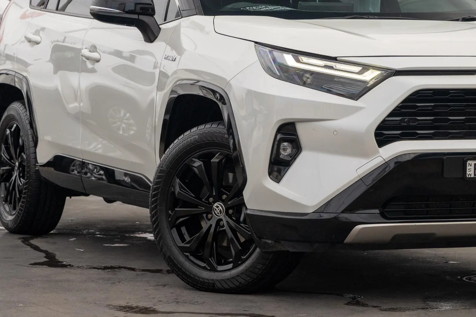 2022 Toyota RAV4 Gallery Image 6