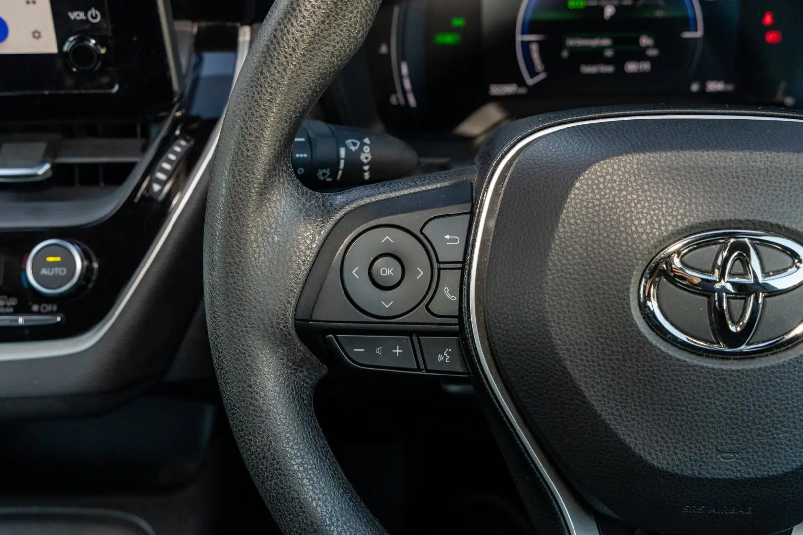 2025 Toyota Corolla Gallery Image 11