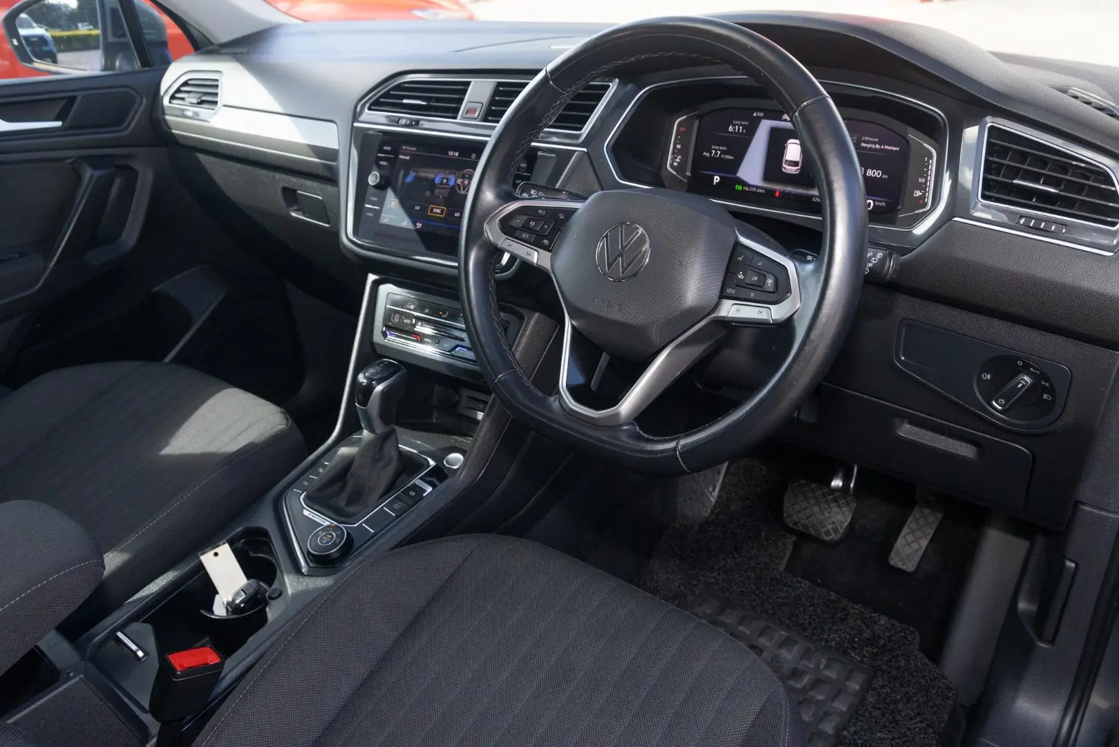 2022 Volkswagen Tiguan Gallery Image 7