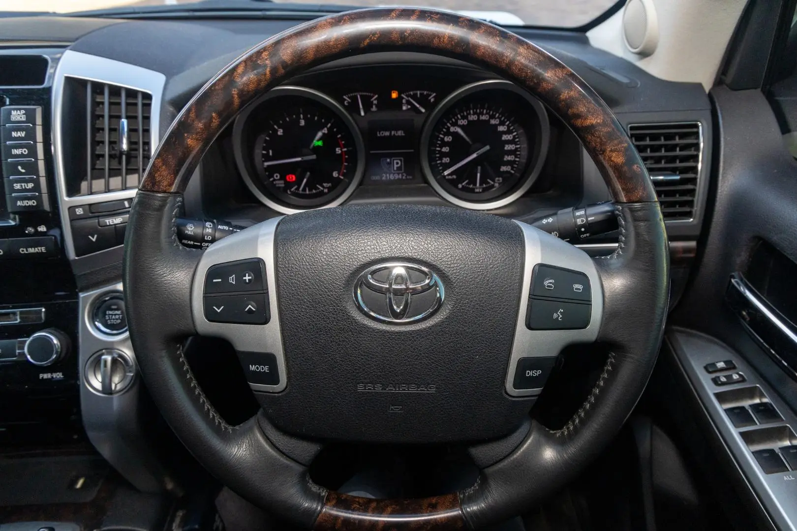 2015 Toyota Landcruiser Gallery Image 10