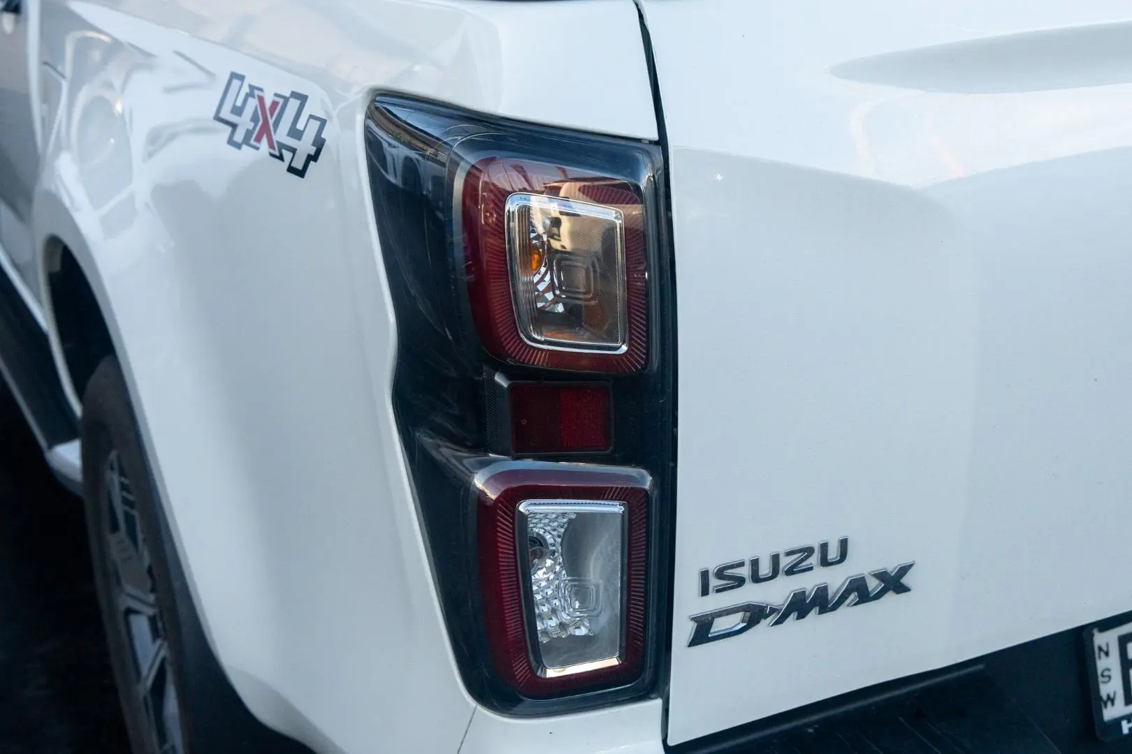 2023 Isuzu D-MAX Gallery Image 19