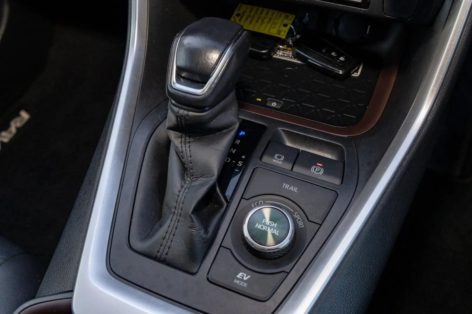 2021 Toyota RAV4 Gallery Image 17