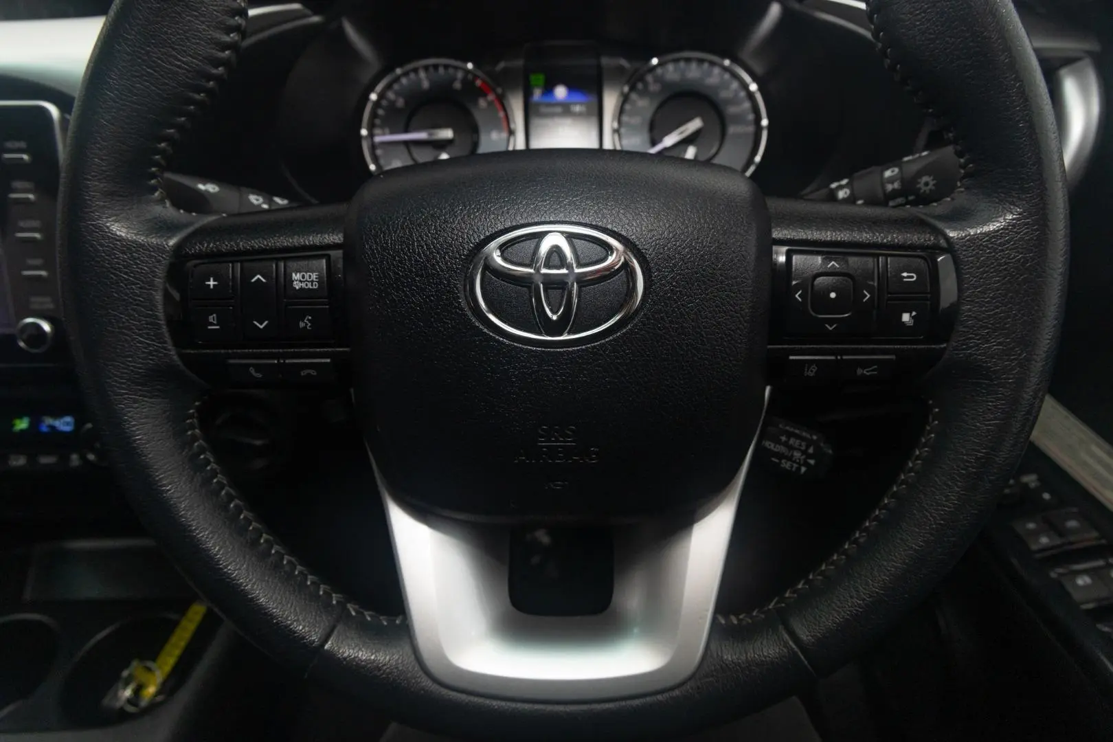 2021 Toyota Hilux Gallery Image 10