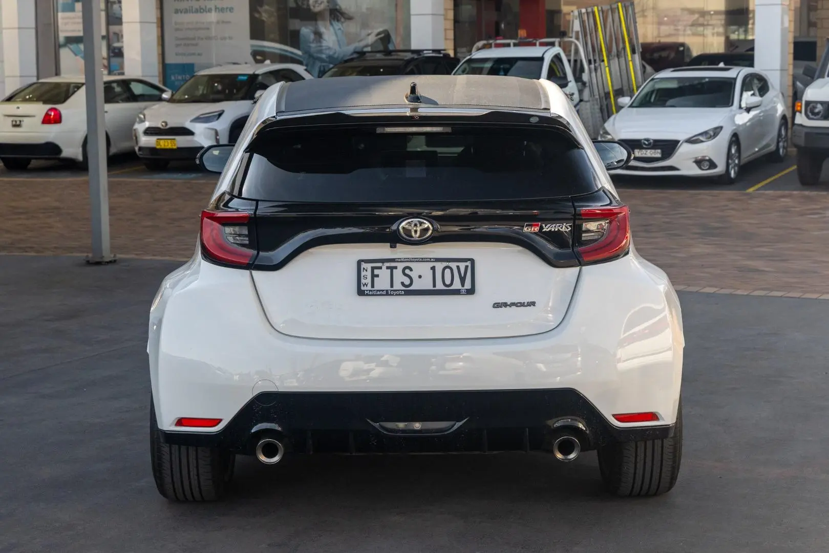 2021 Toyota Yaris Gallery Image 5