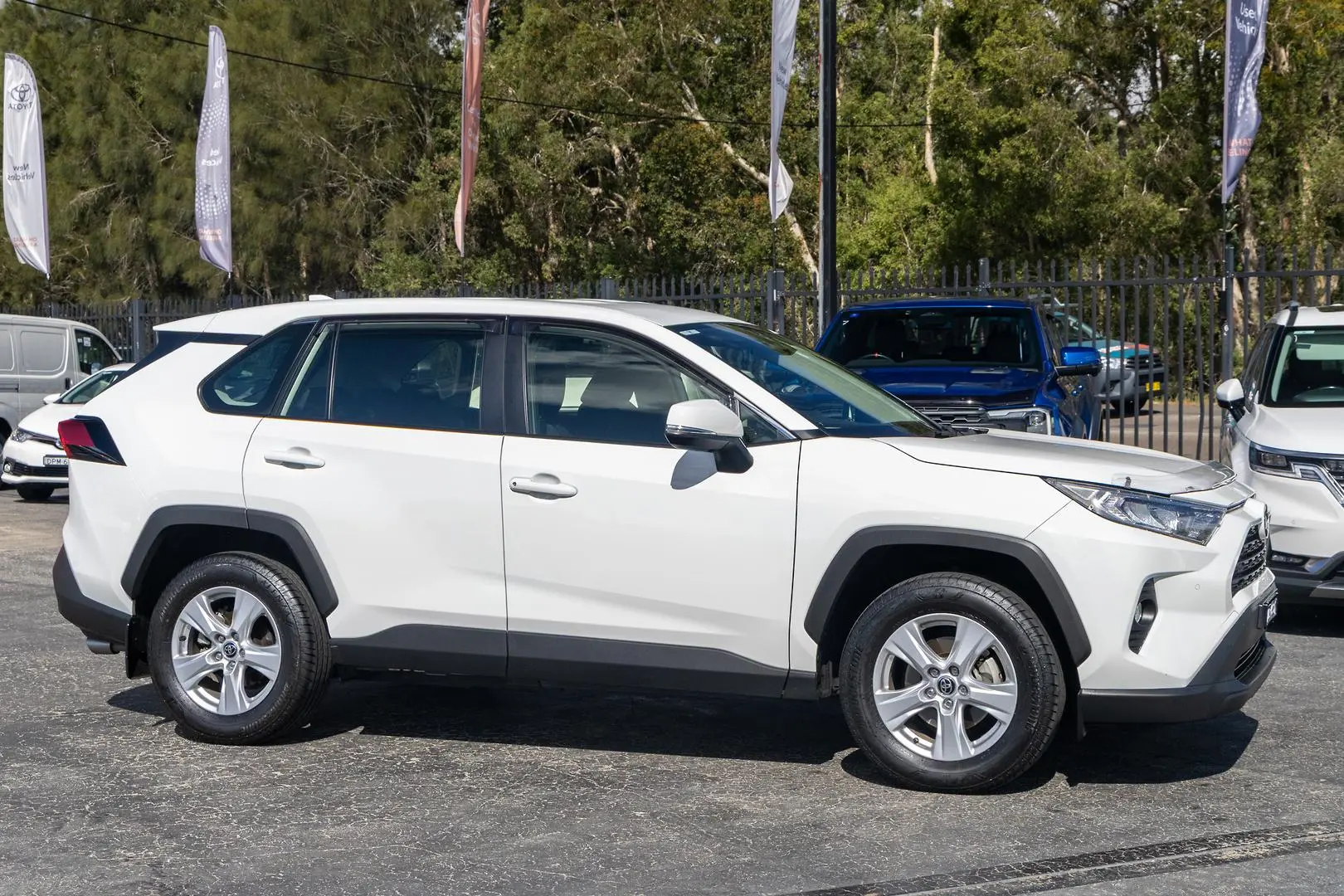 2021 Toyota RAV4 Gallery Image 3