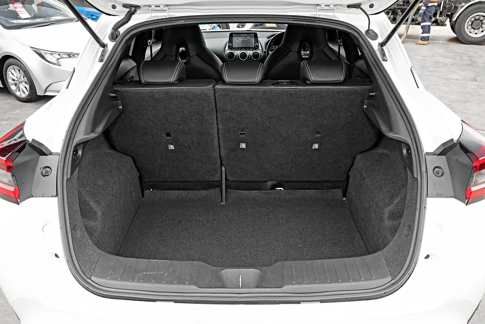 2020 Nissan JUKE Gallery Image 19