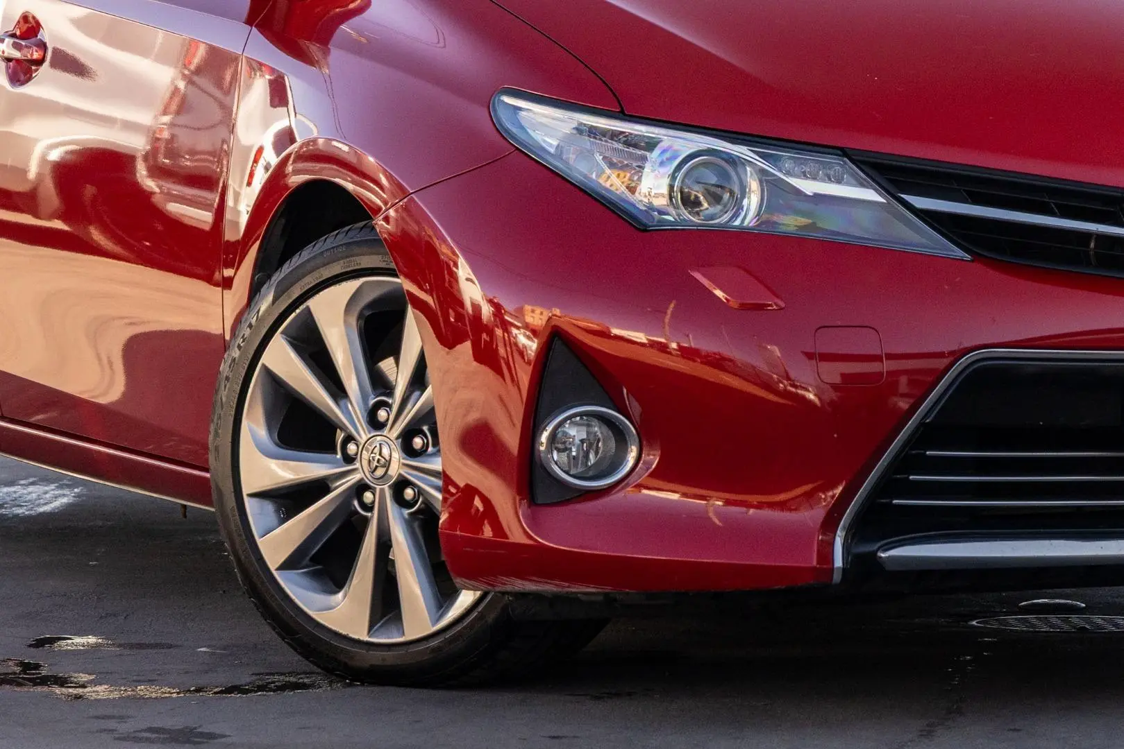 2014 Toyota Corolla Gallery Image 6