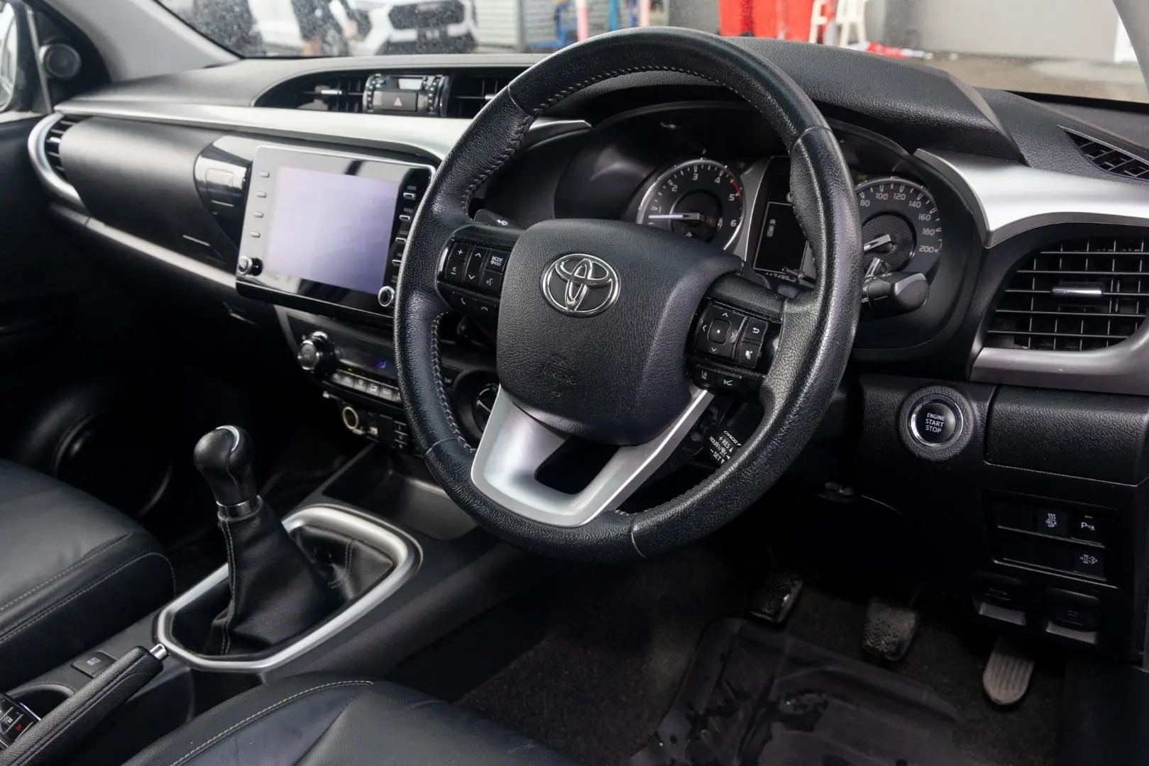2020 Toyota Hilux Gallery Image 7