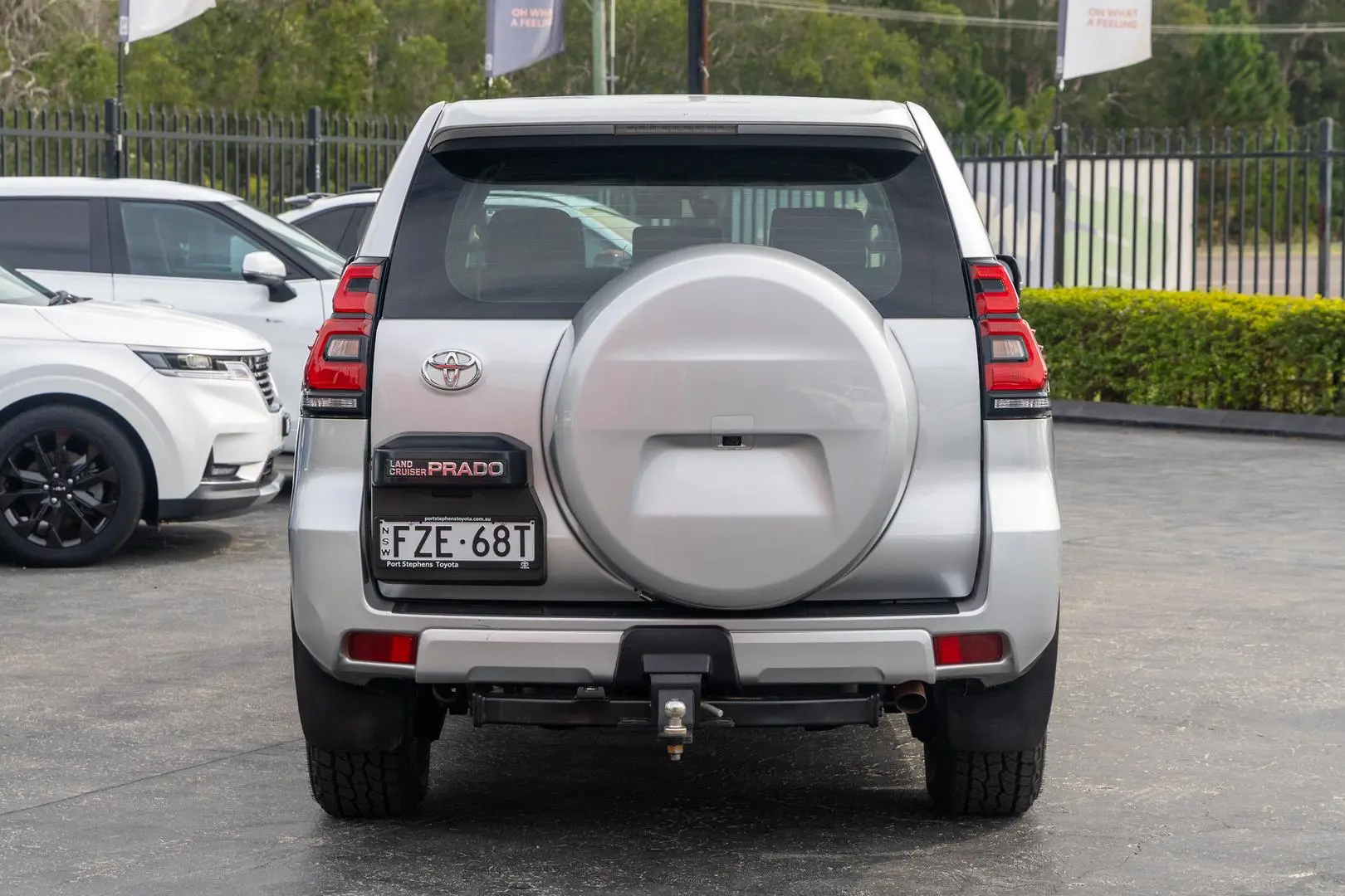 2022 Toyota Landcruiser Prado Gallery Image 5