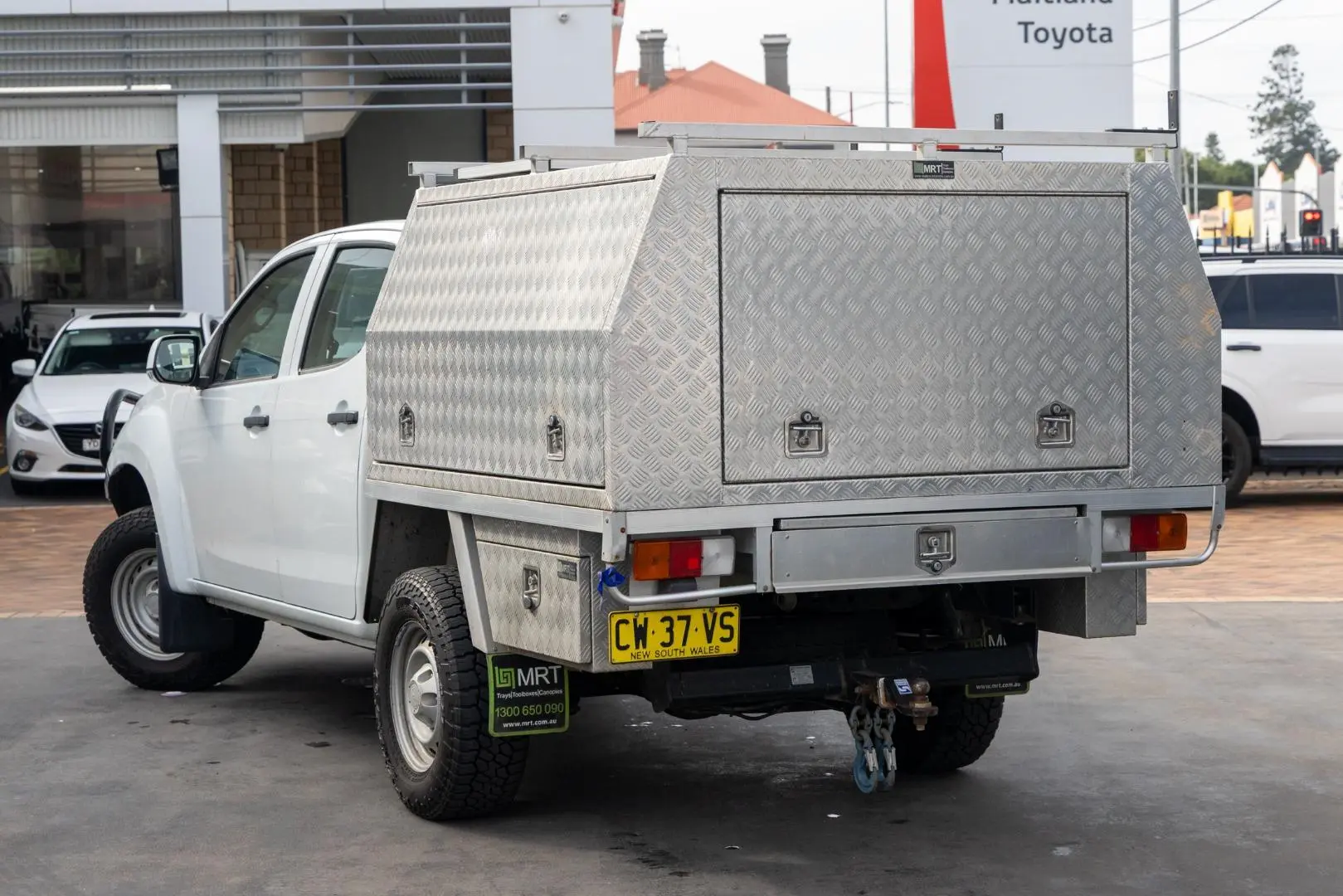 2018 Isuzu D-MAX Gallery Image 2