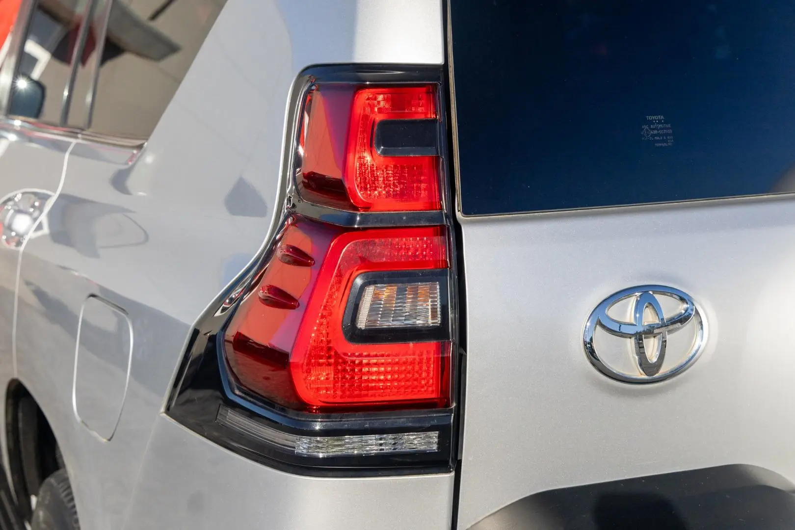 2023 Toyota Landcruiser Prado Gallery Image 20