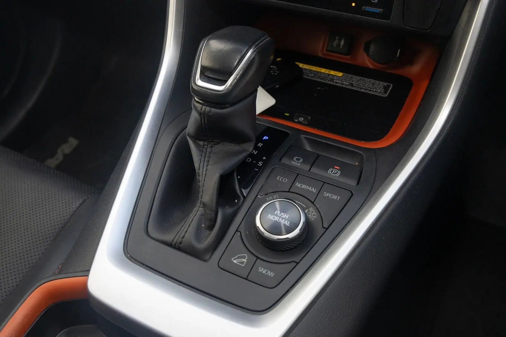 2019 Toyota RAV4 Gallery Image 17