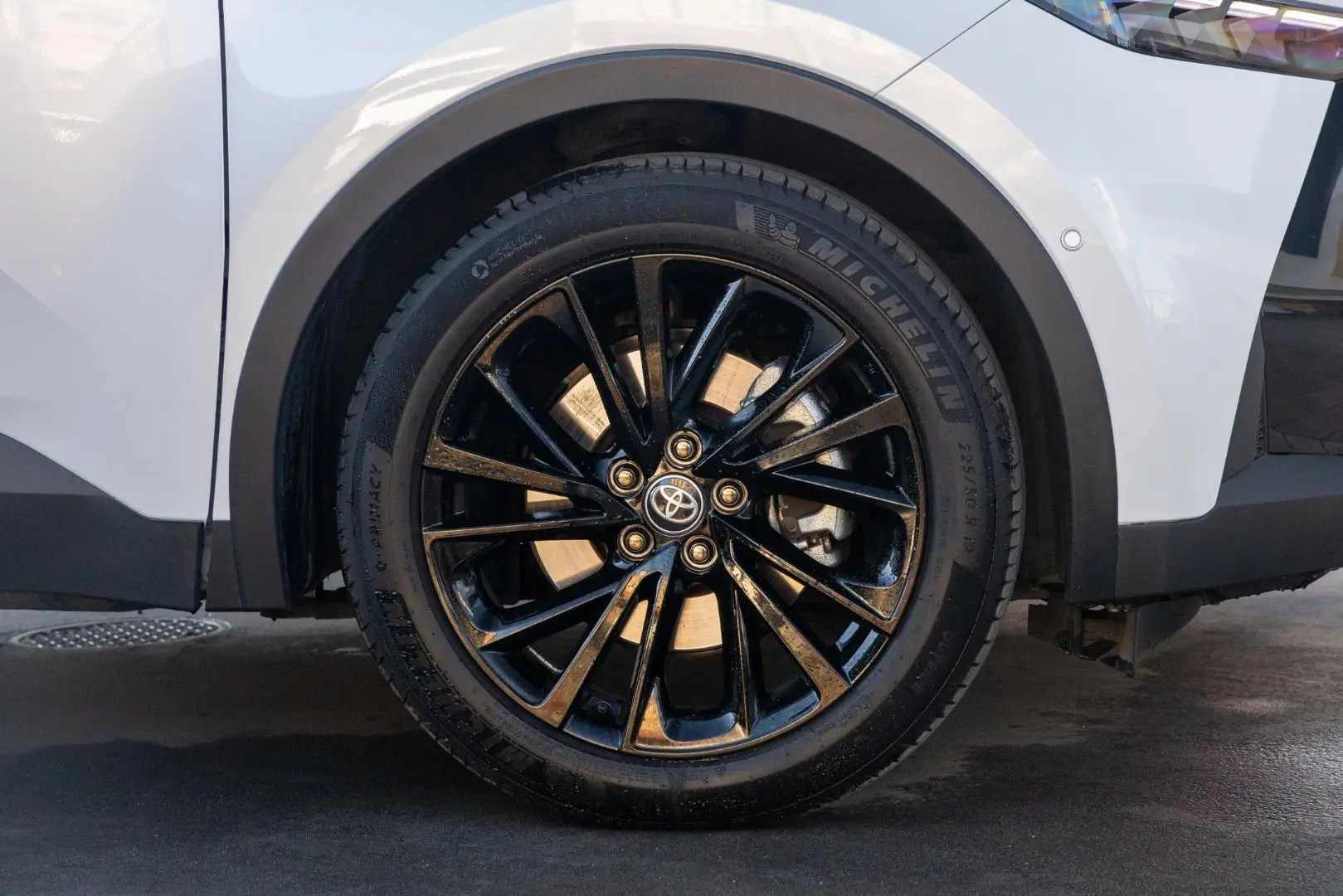 2025 Toyota C-HR Gallery Image 22