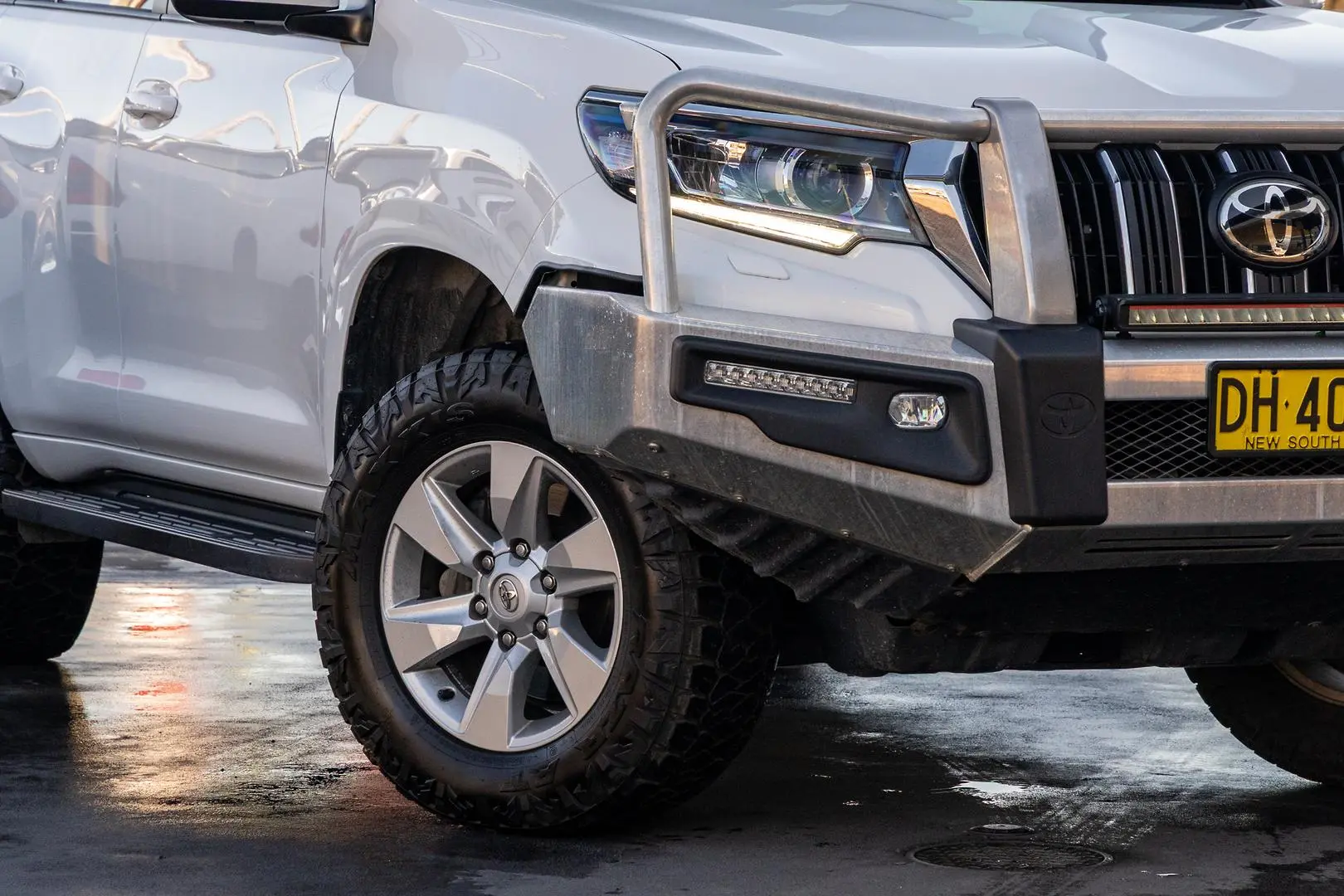 2023 Toyota Landcruiser Prado Gallery Image 6